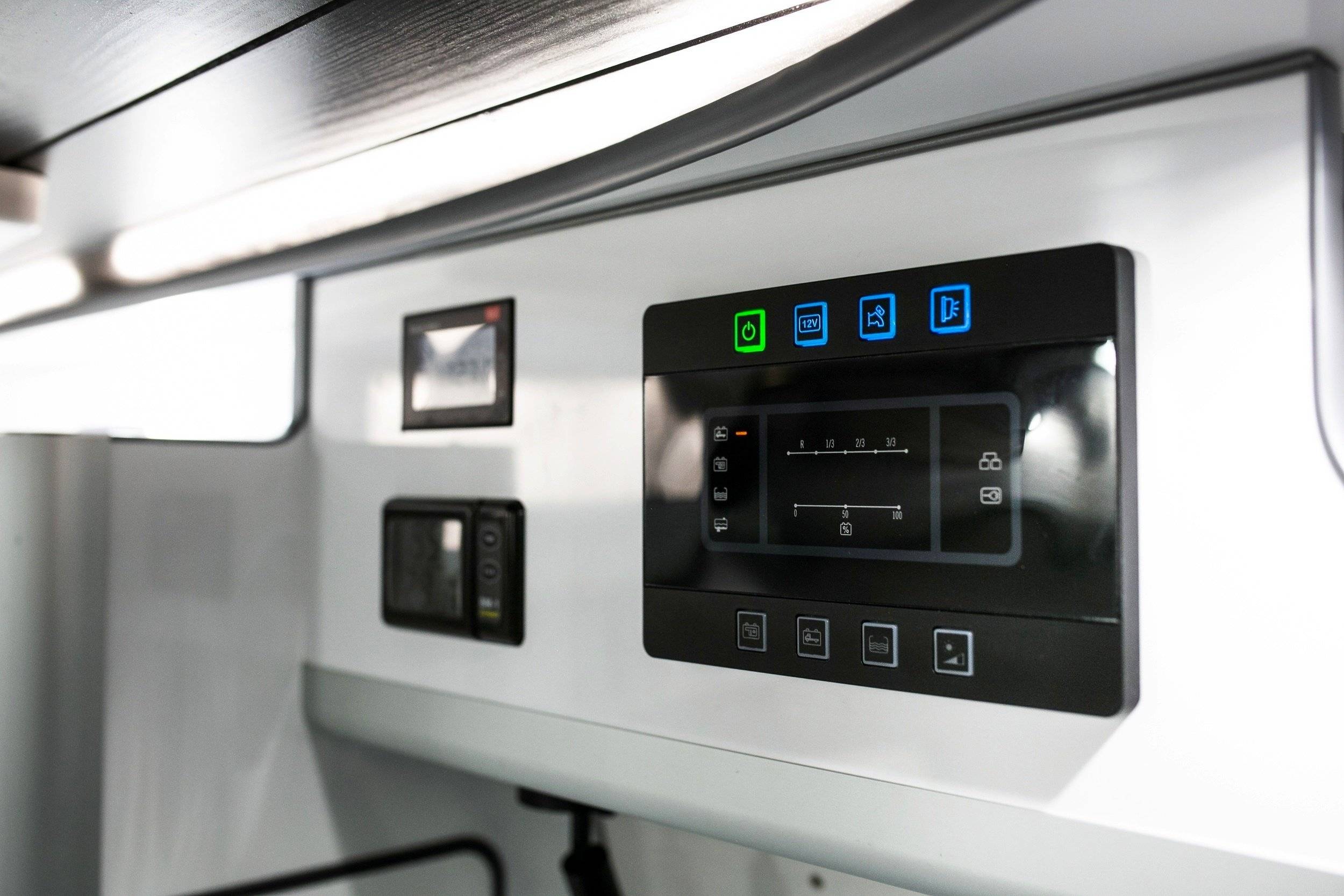 VW T5 Neptune by Yevana 