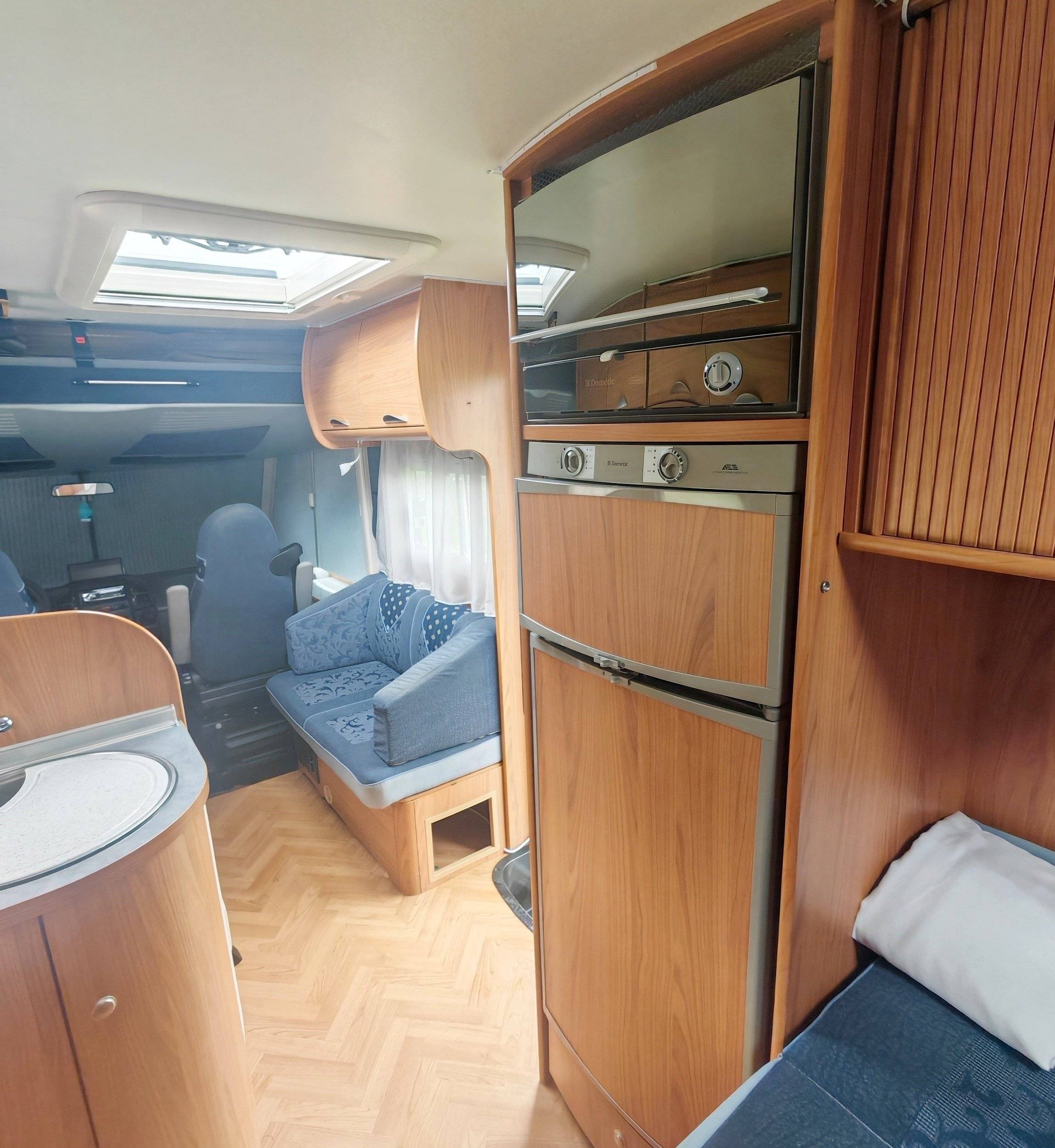 Bürstner Aviano I684