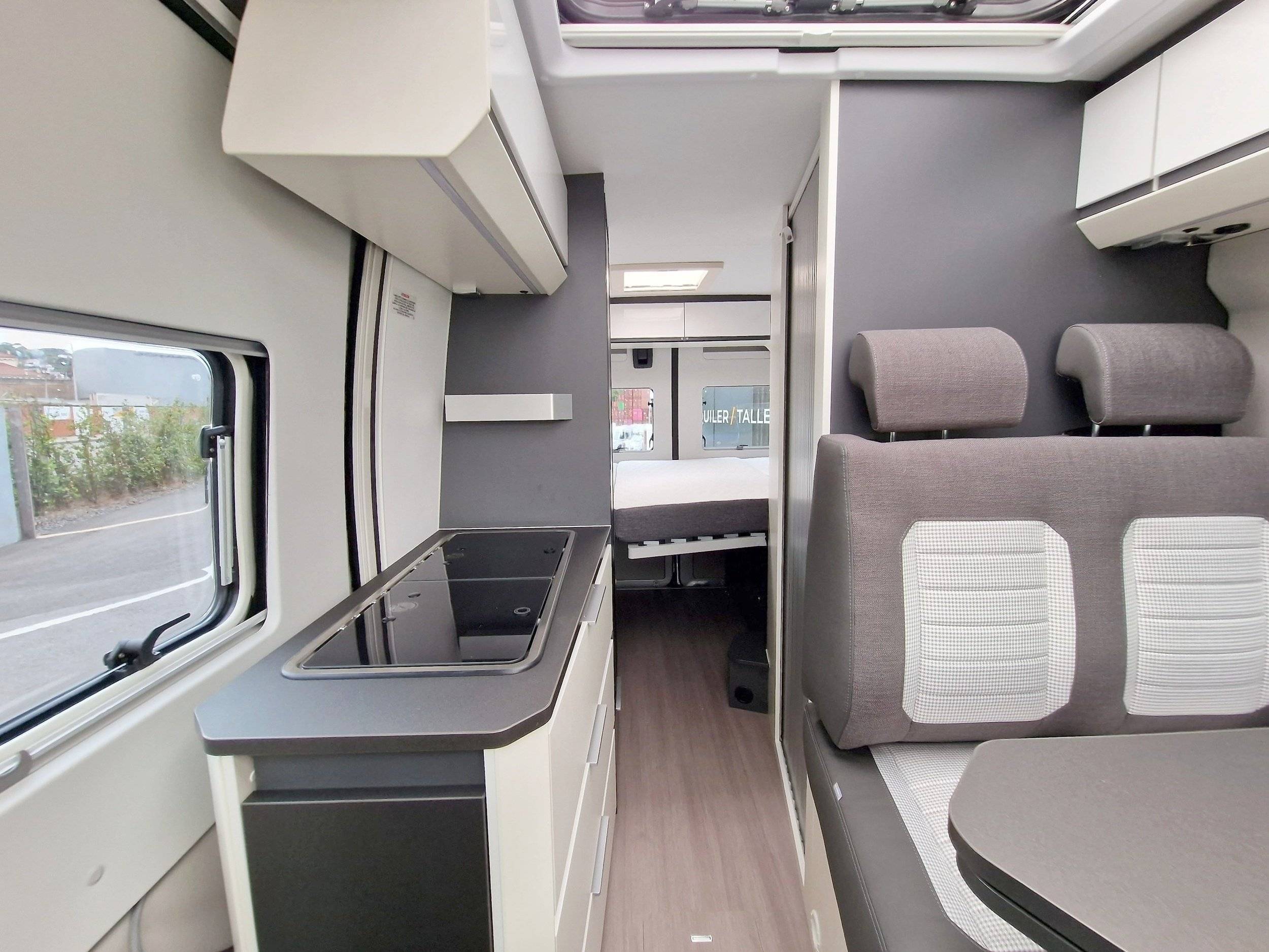 Coin cuisine Fiat Ducato 2,3 l 148 ch - Yescapa