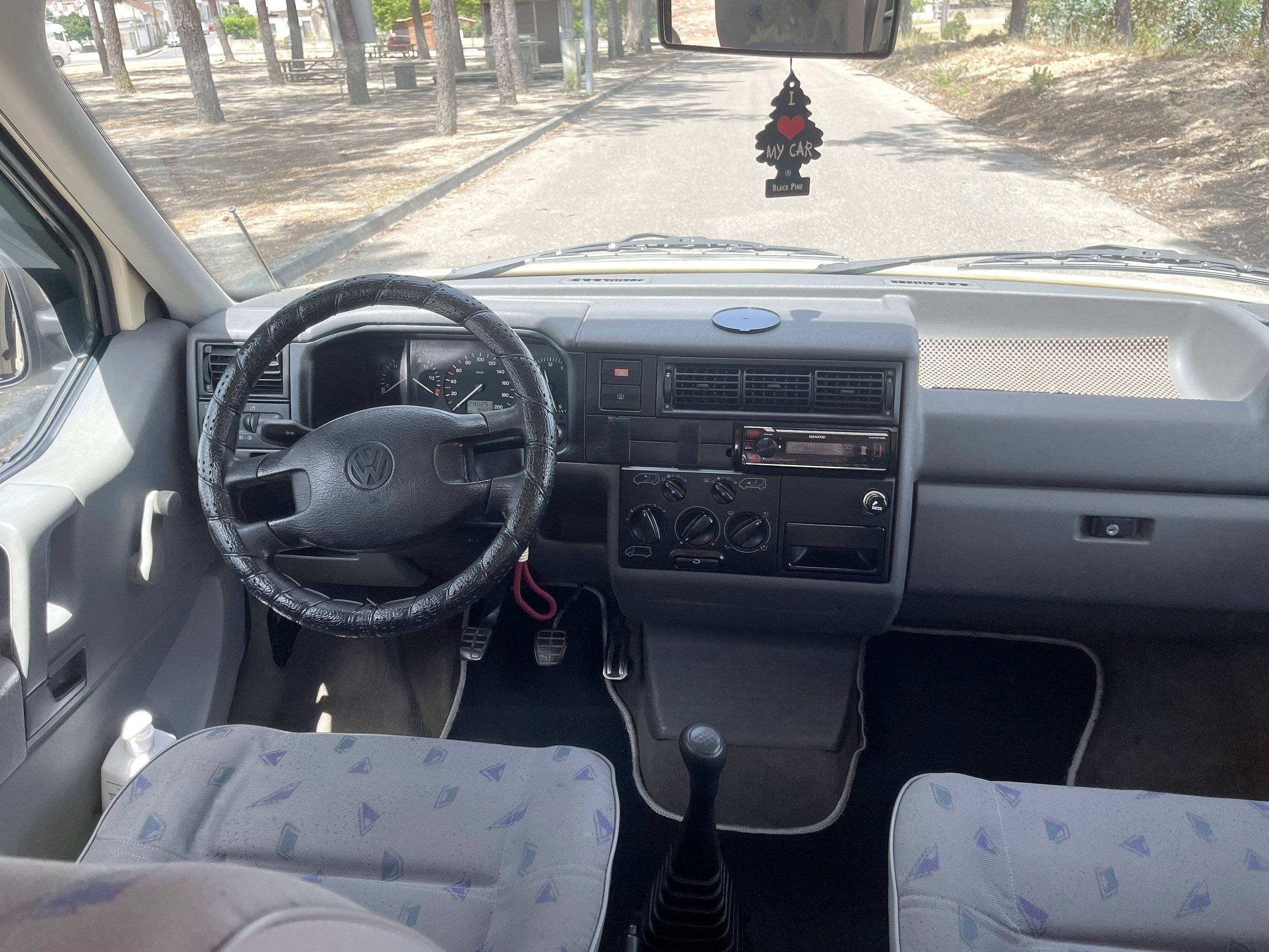 Volkswagen Transporter T4 2.4D