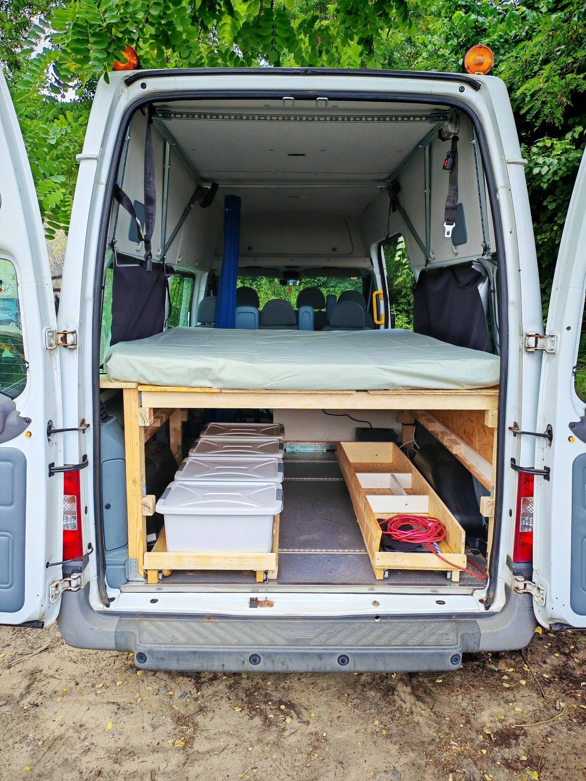 llits Ford Transit 2,2 l TDCi 140 ch. - Yescapa
