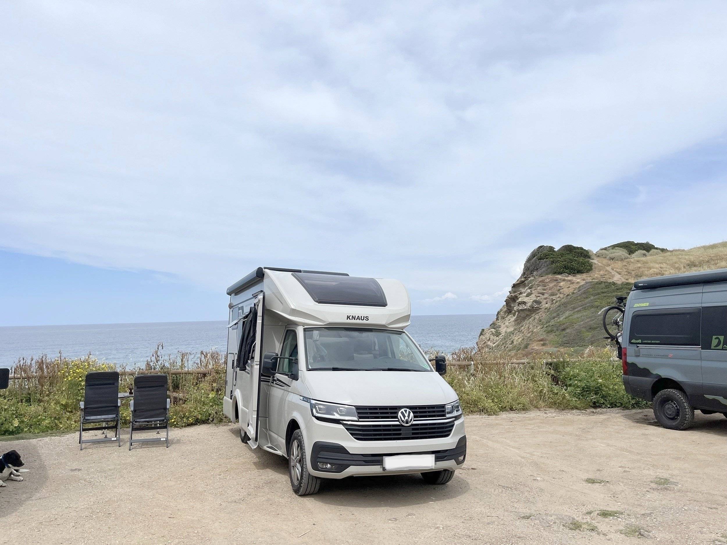 Vue avant de 3/4 Volkswagen - Yescapa