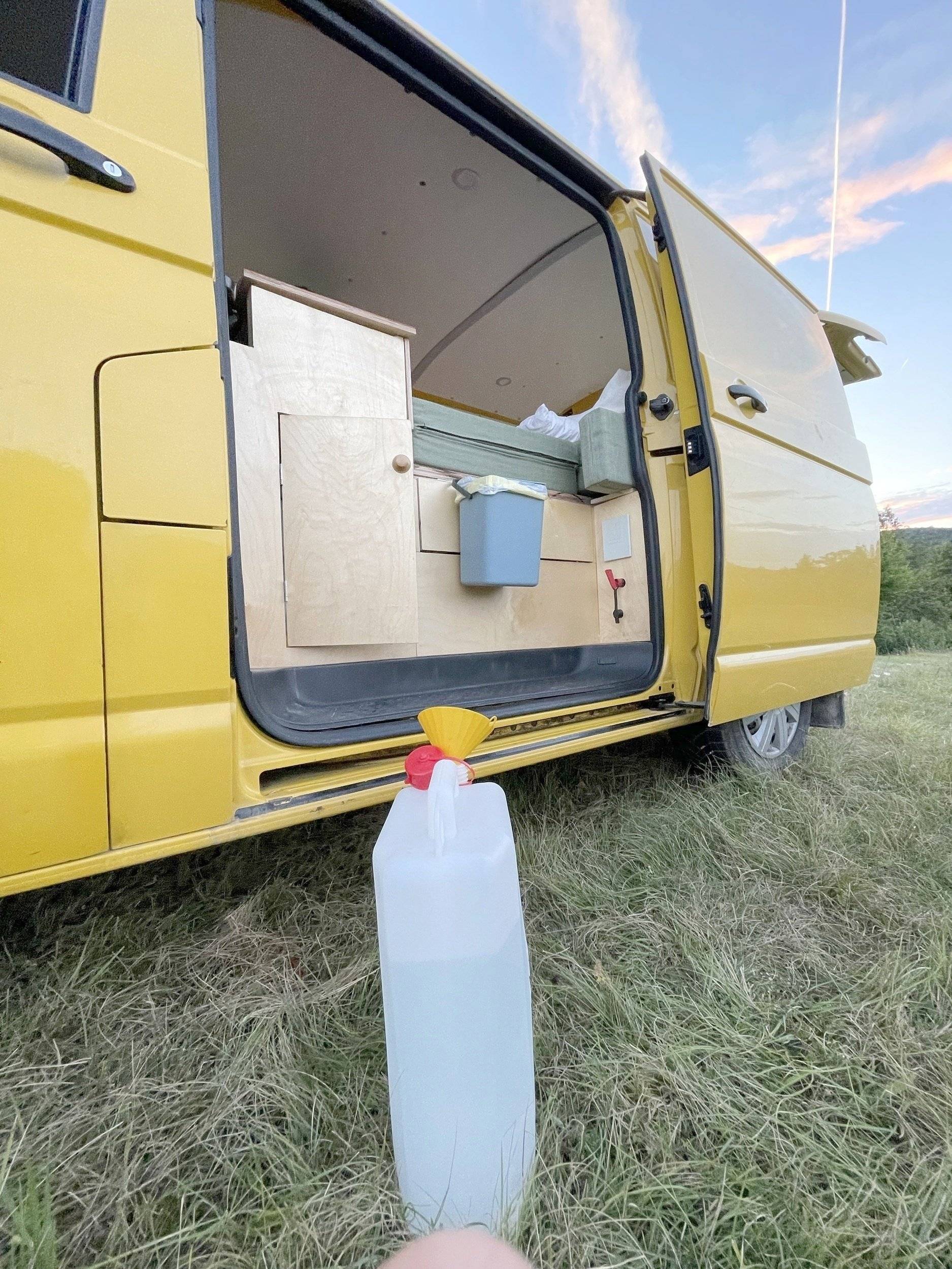 Volkswagen T5 2 l 84 ch