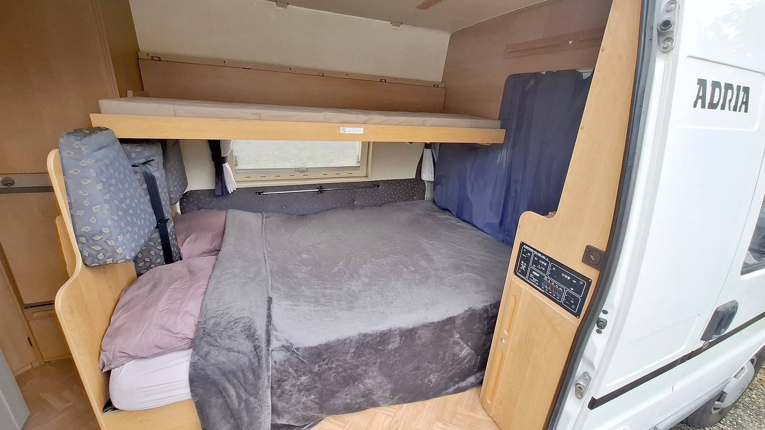 Berth Fiat Ducato 2.8 JTD 127 ch - Yescapa