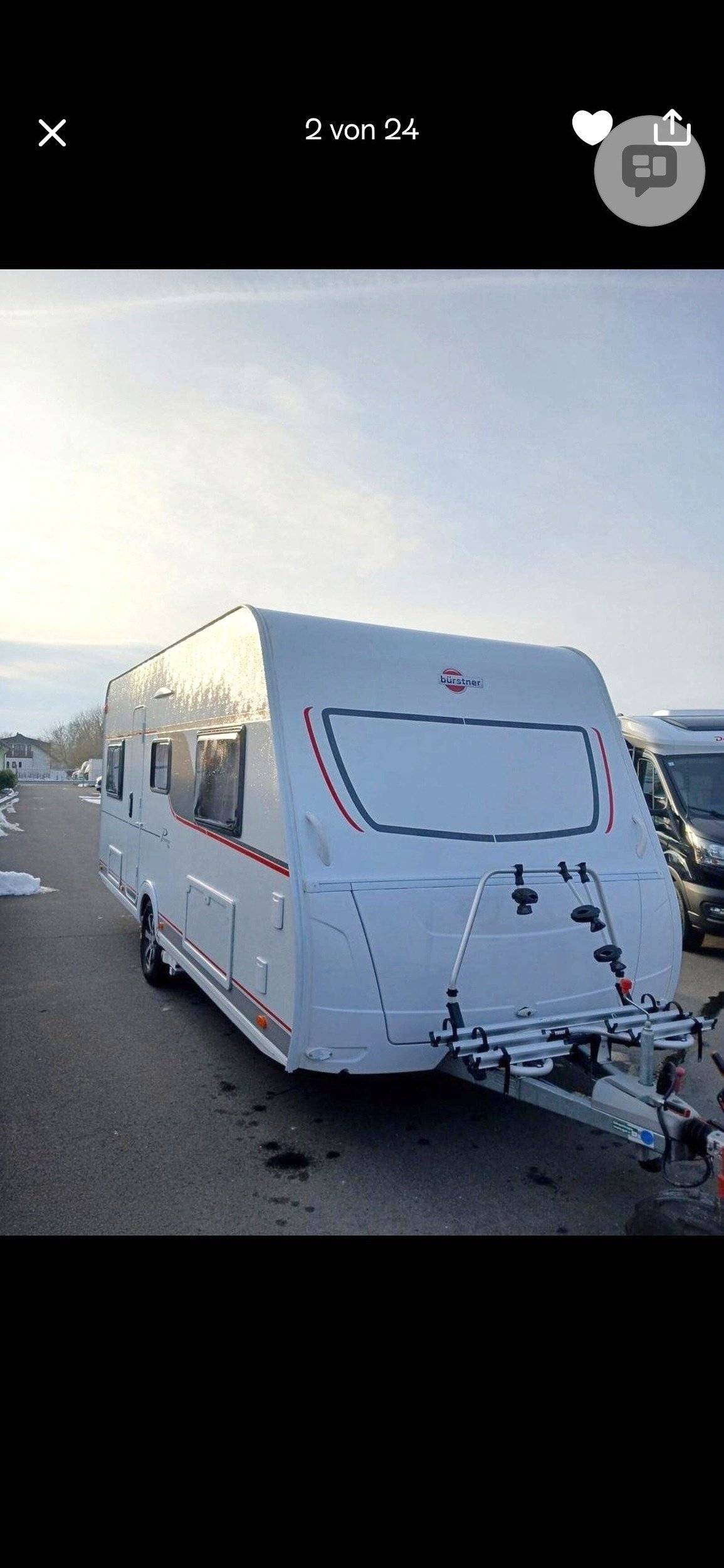 Vista de 3/4 Bürstner 520 TL - Yescapa