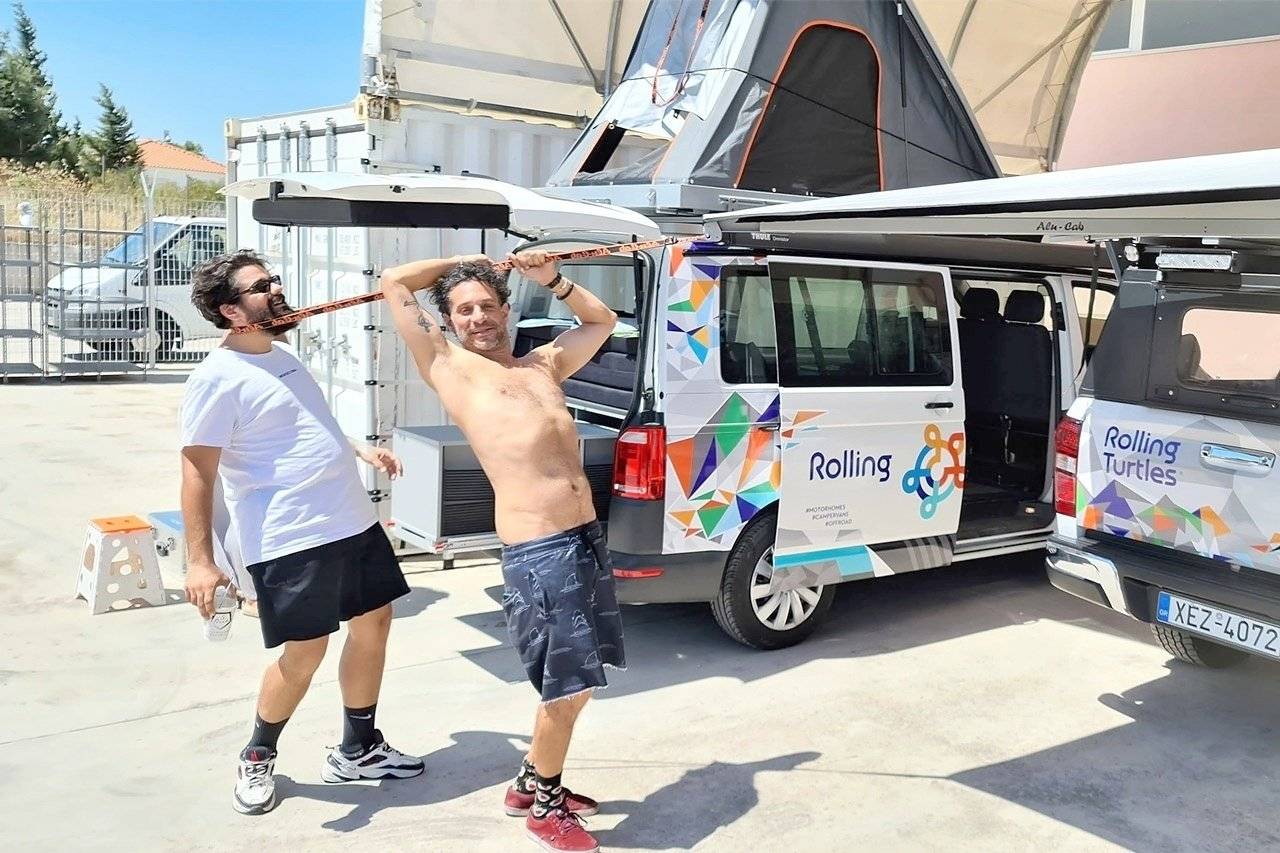 Volkswagen T6 with Raising Roof