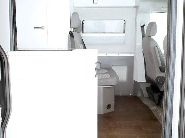 Volkswagen Grand California 600