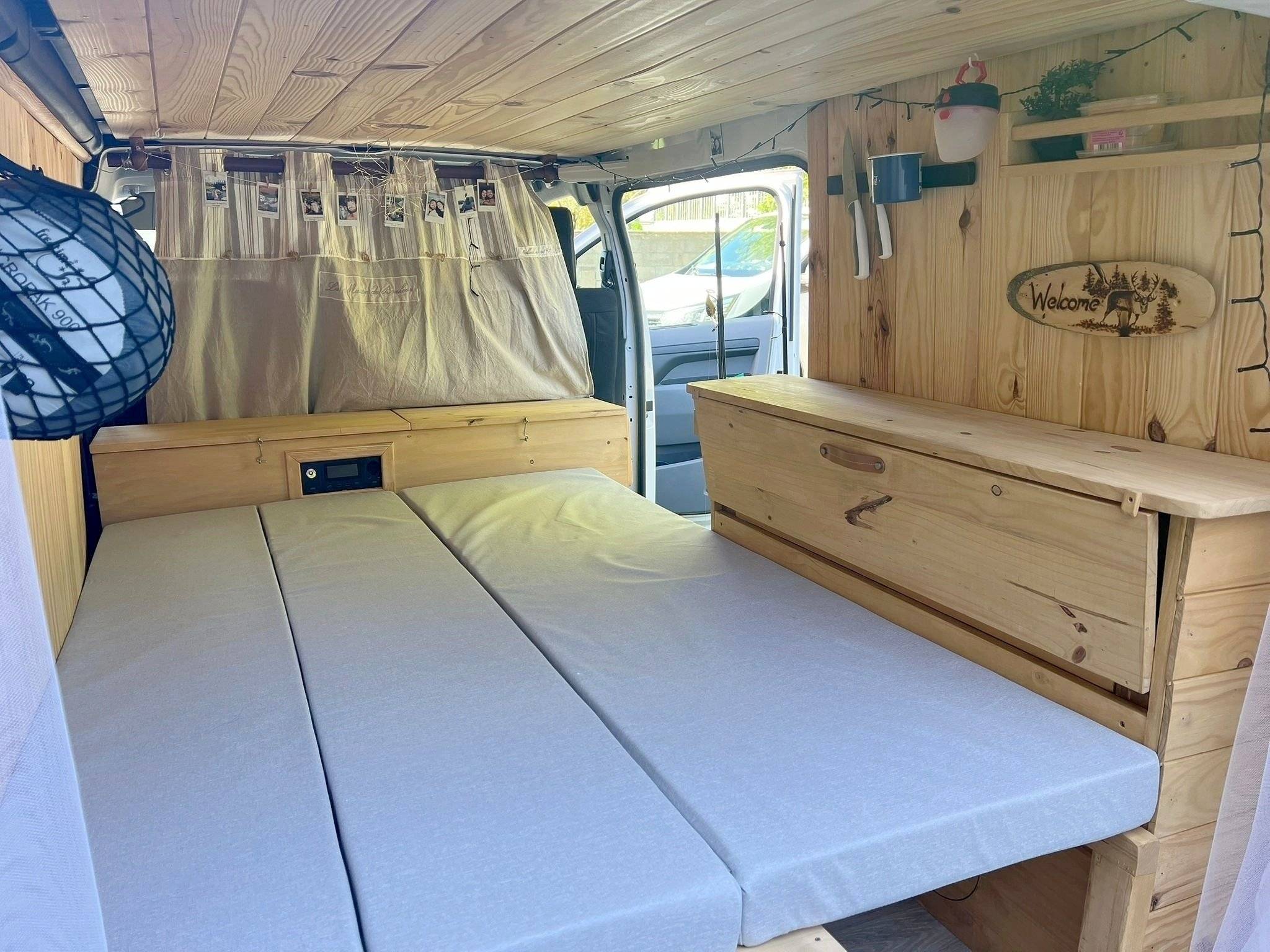 Berth Toyota - Yescapa