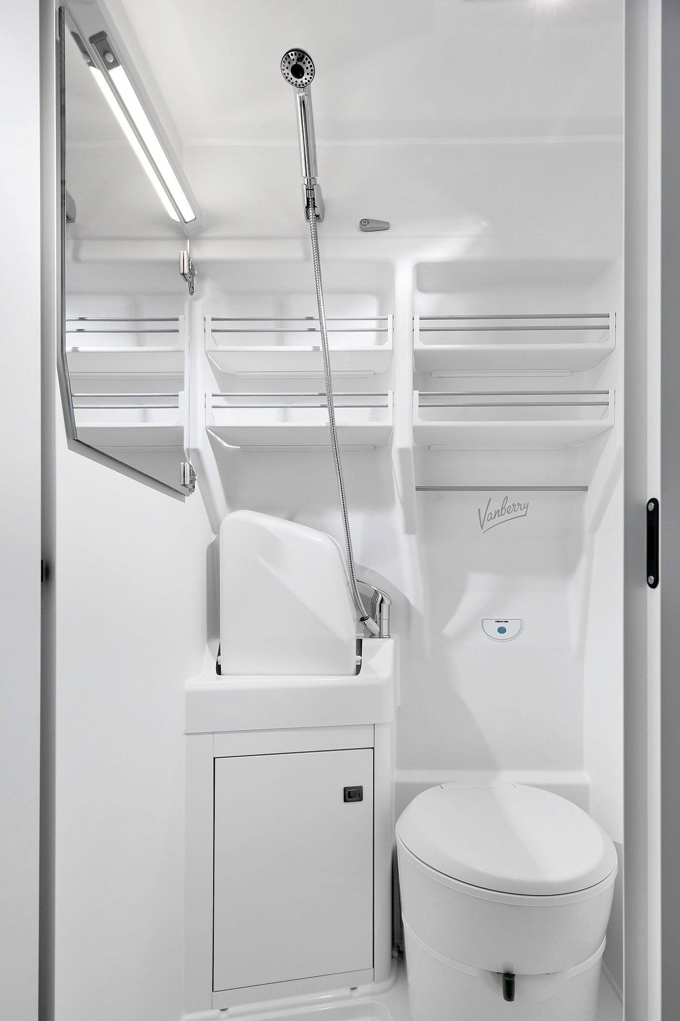 Volkswagen Grand California 600