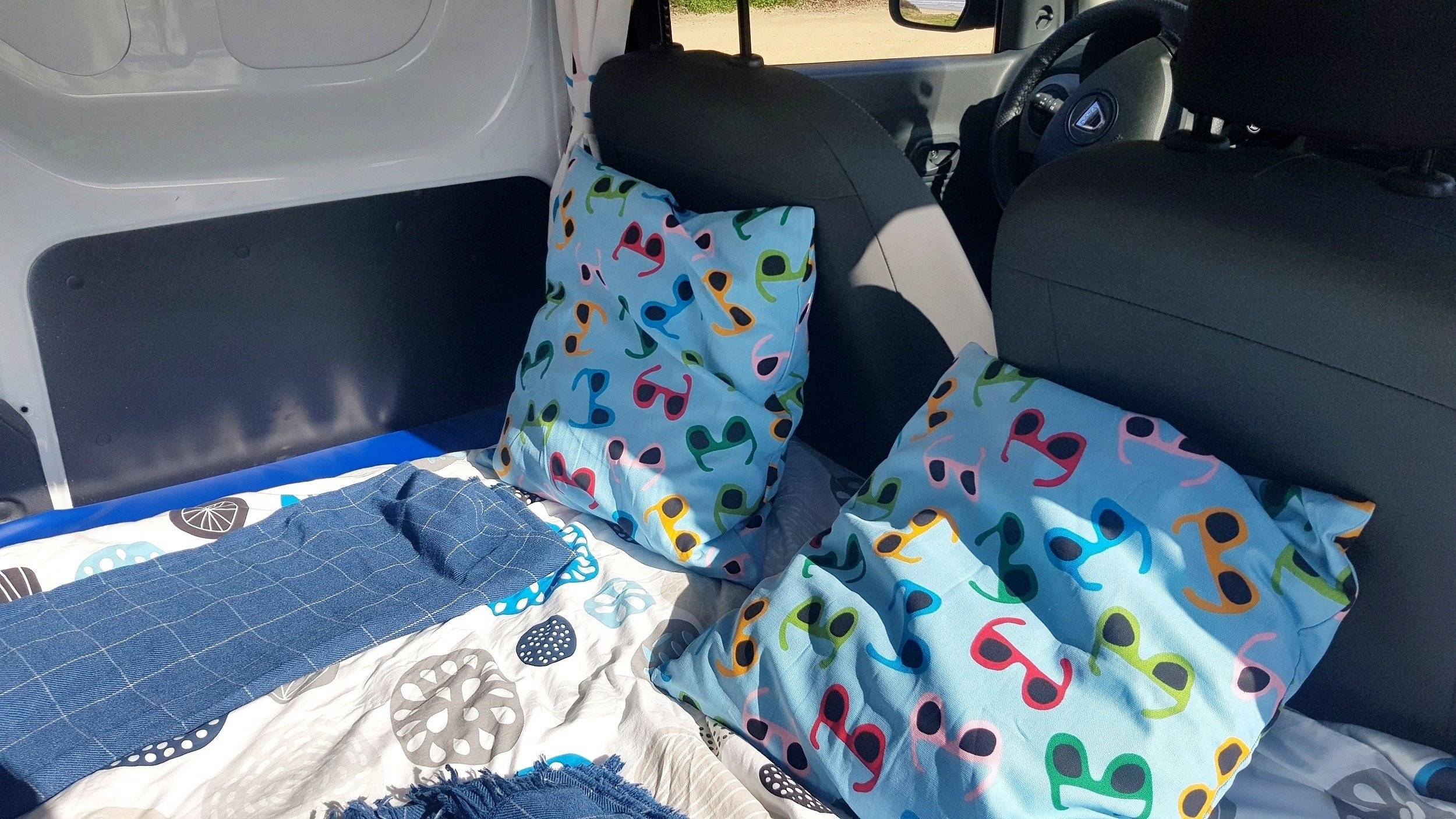 Schlafplätze Renault Express 7 - Yescapa