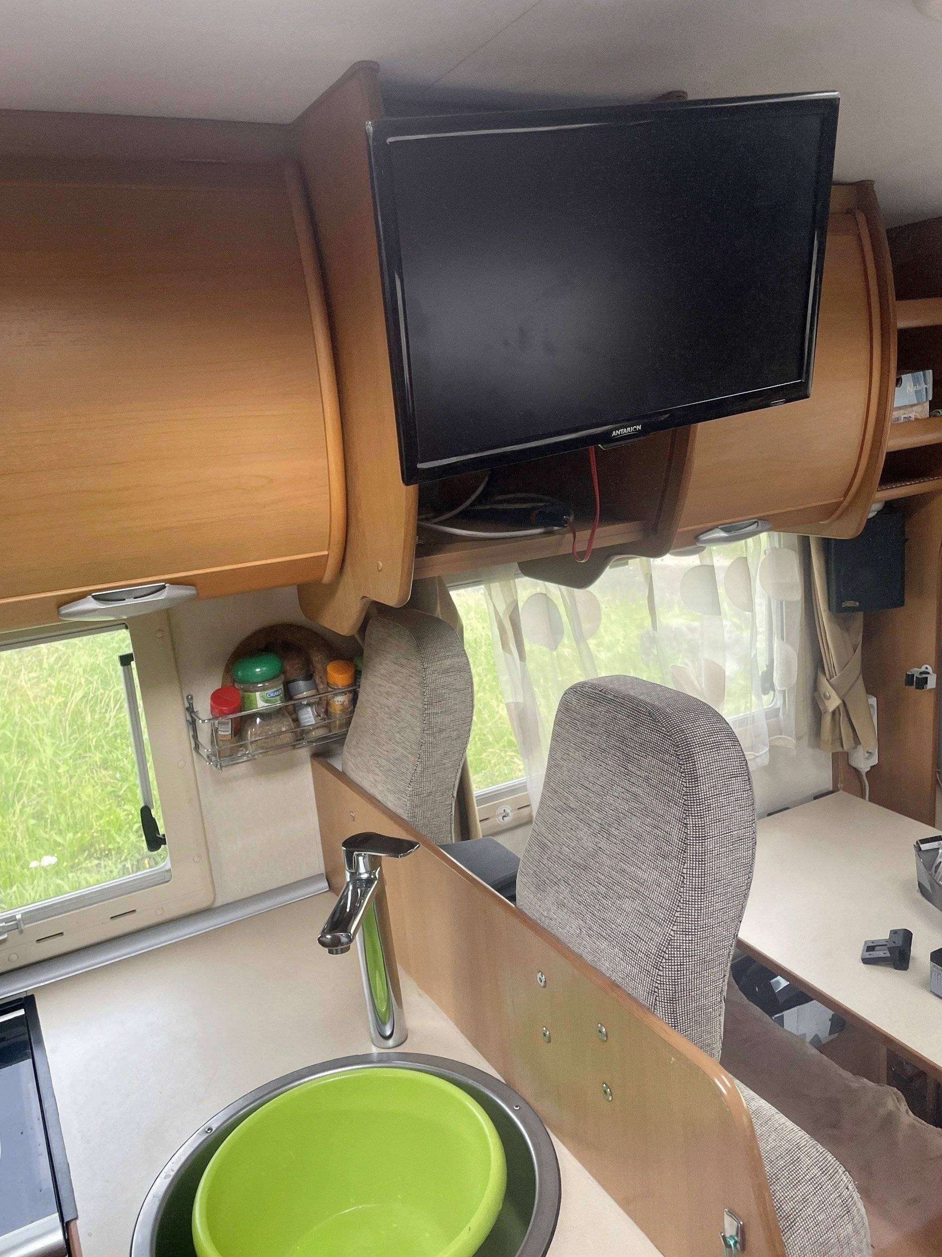 Adria Jumper 2,0 l 130 ch