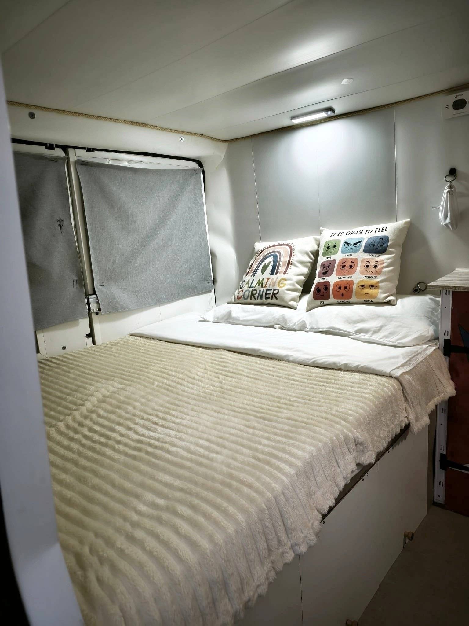 Berth Citroën Jumper 2,2 l 101 cv - Yescapa