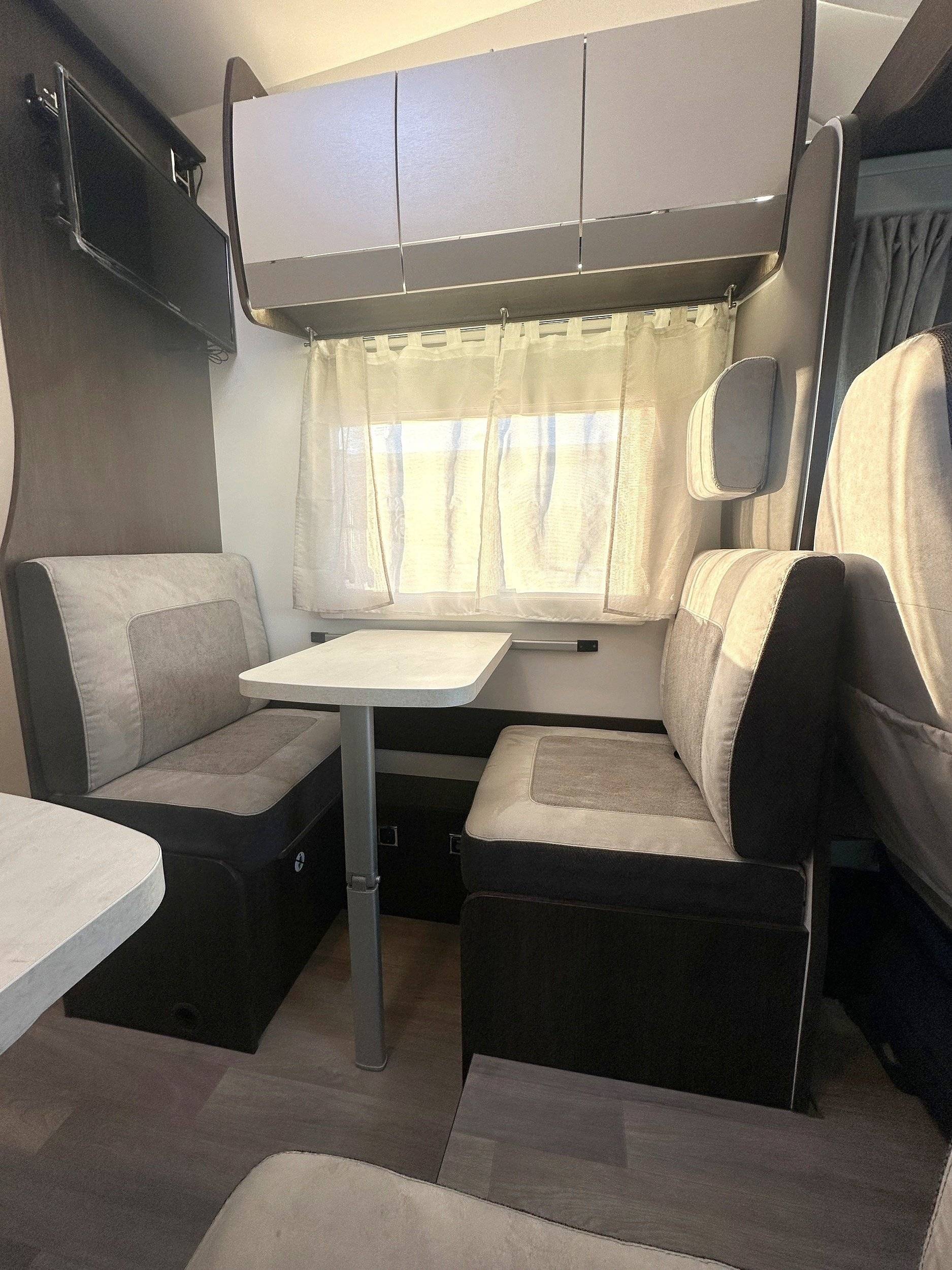 Benimar Benimar Sport 323 de luxe