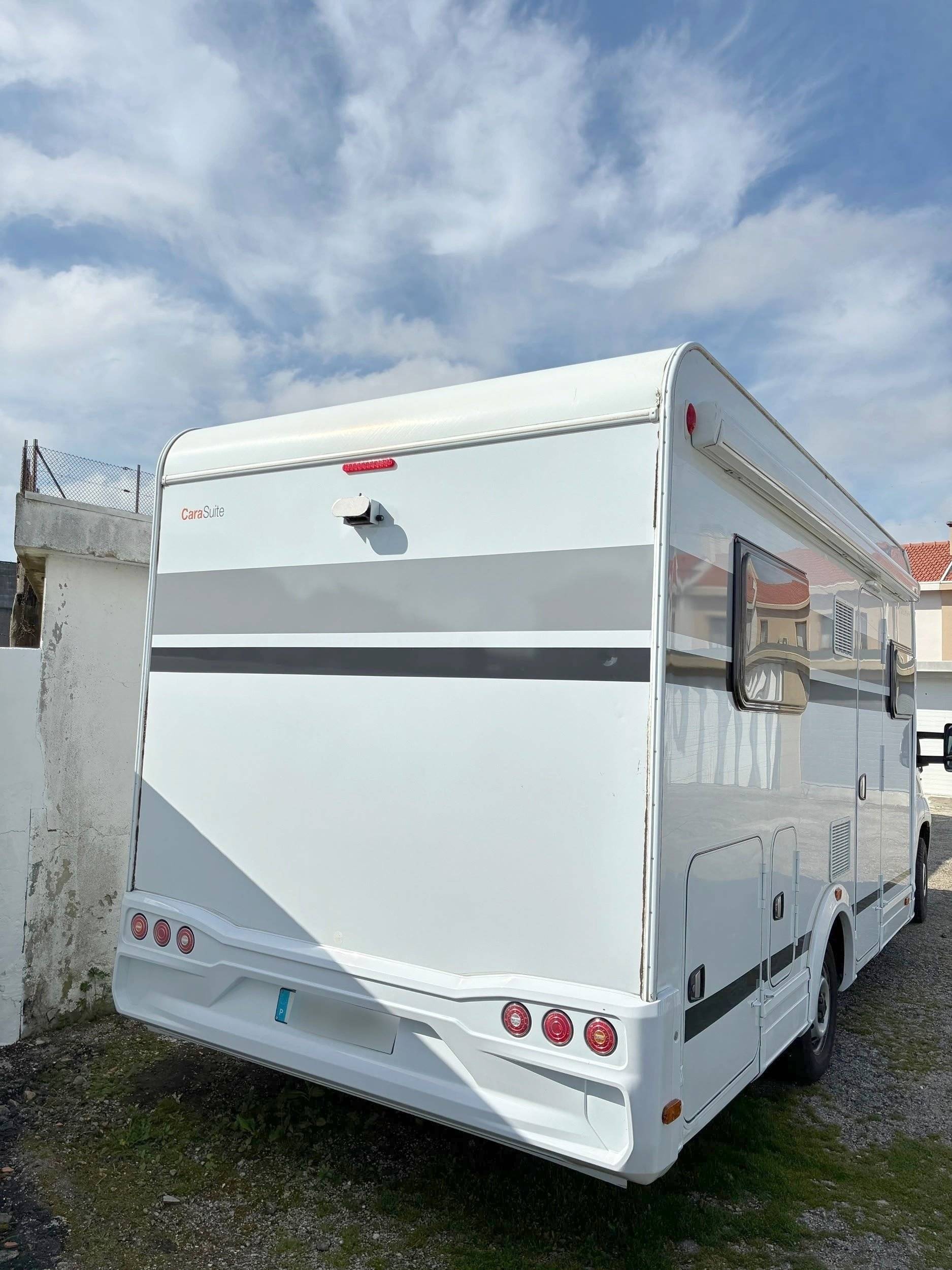 Weinsberg Carasuite 650