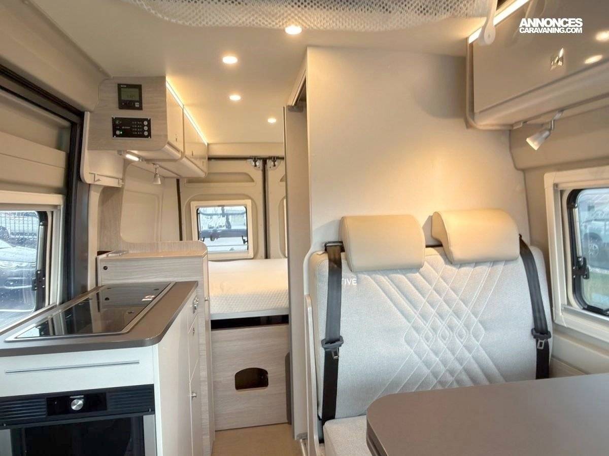 Dinette Citroën JUMPER 2.2 140 CVS - Yescapa