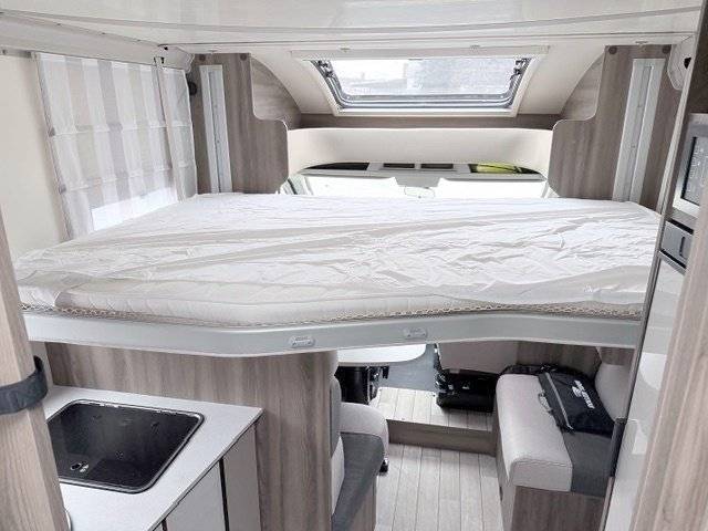 Roller Team Kronos 266 TL - BavarianCamper 11