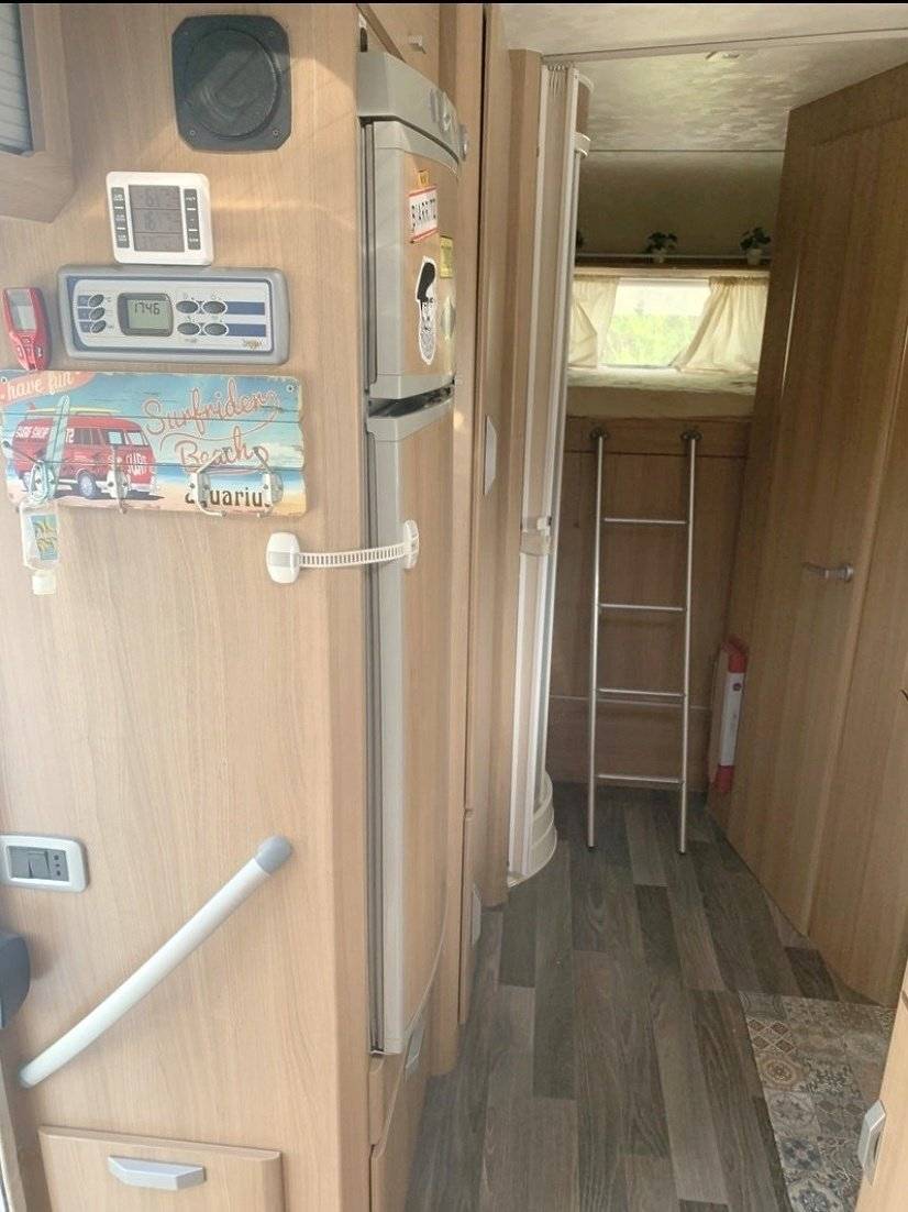 Berth Fiat Fiat Ducato 150 CV - Yescapa
