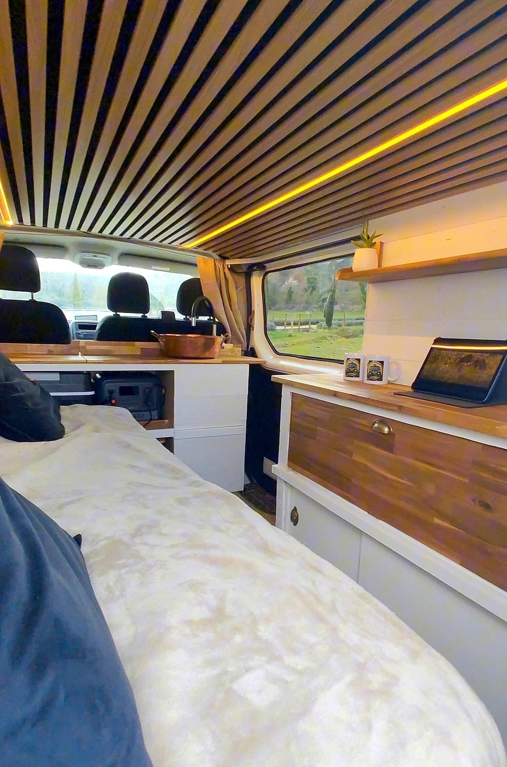 Couchages Renault Trafic - Yescapa