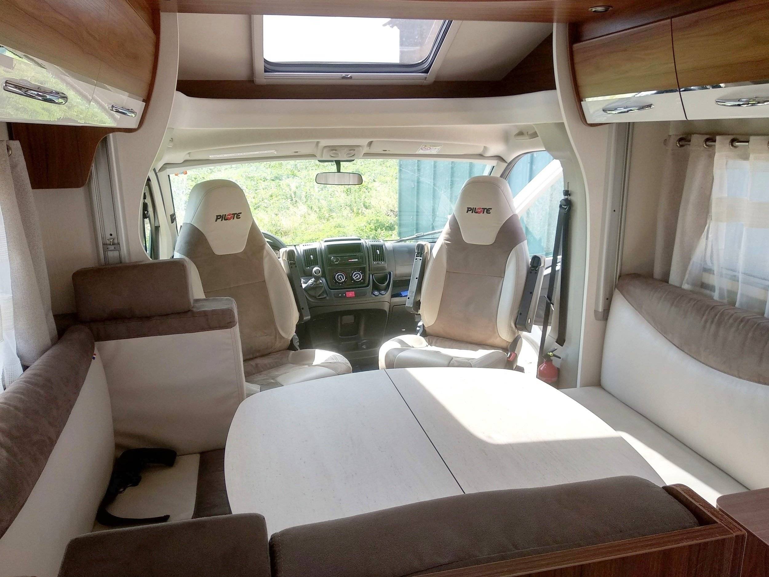 Pilote P716 P Essentiel