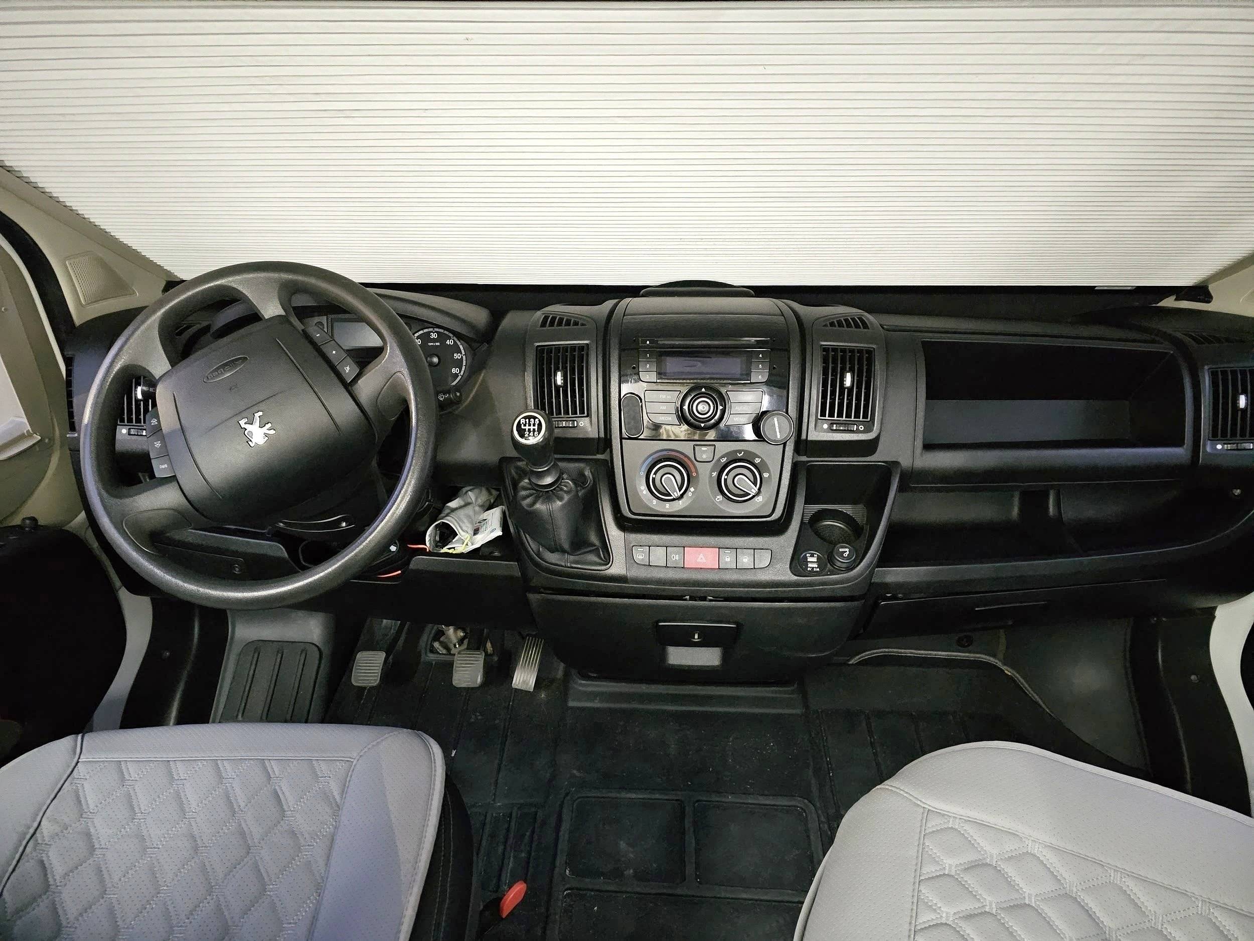 Peugeot Boxer 2,2 l 130 ch