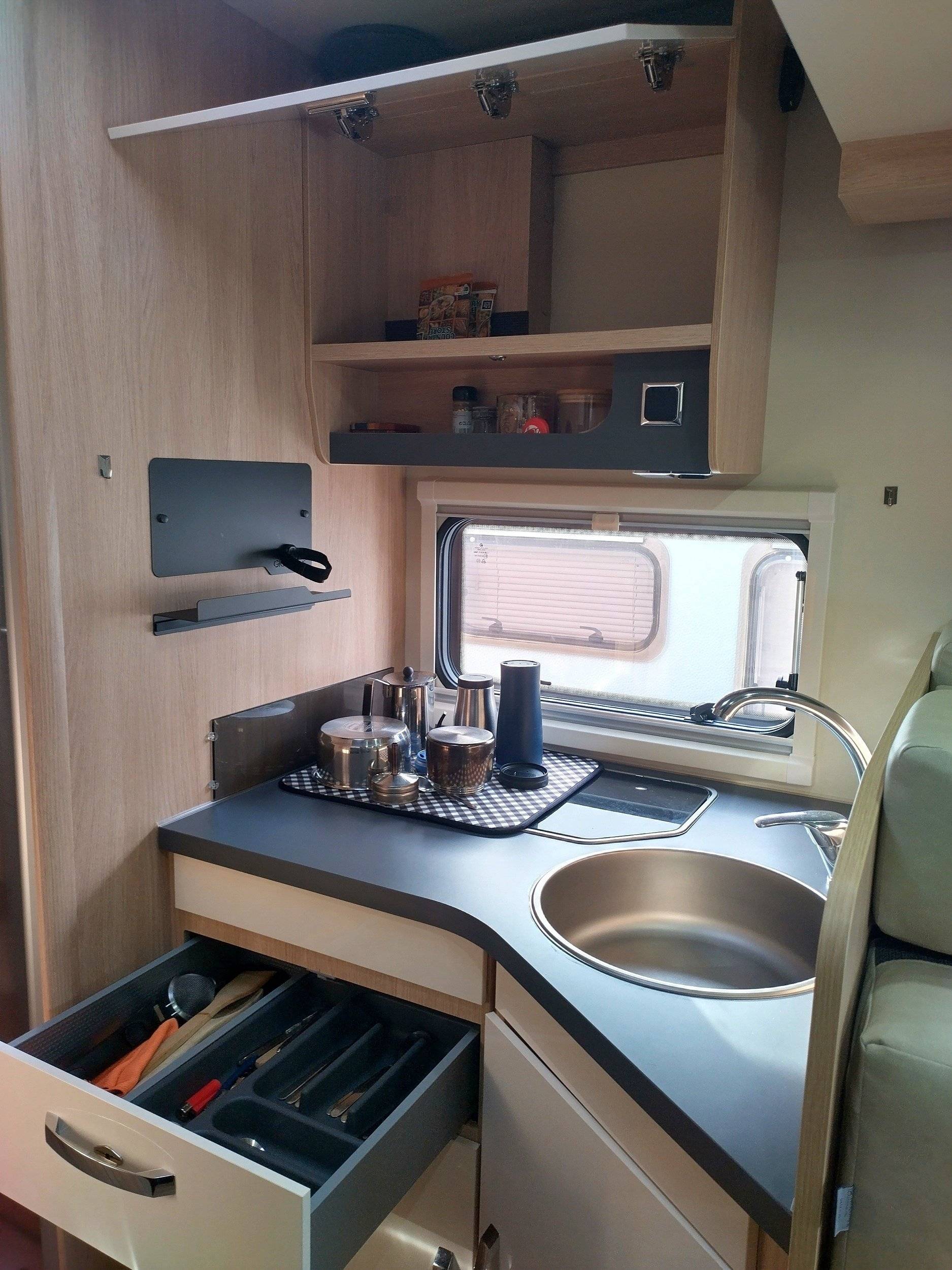 Kochnische Ford ford transit - Yescapa