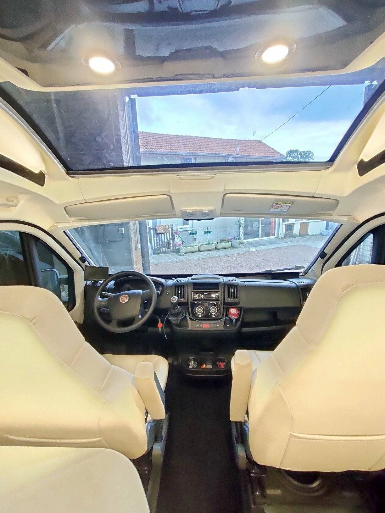 Campérêve 643 LIMITED