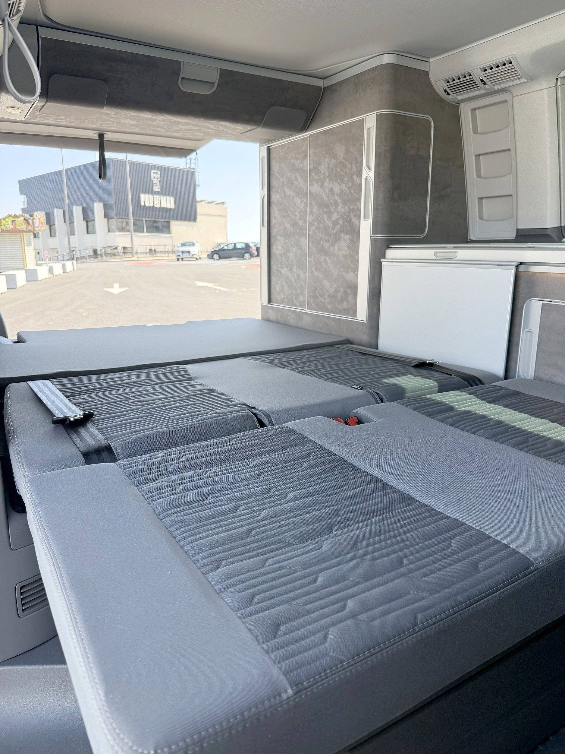 Letti Volkswagen T6 2,0 l 204 ch 4 Motion - Yescapa