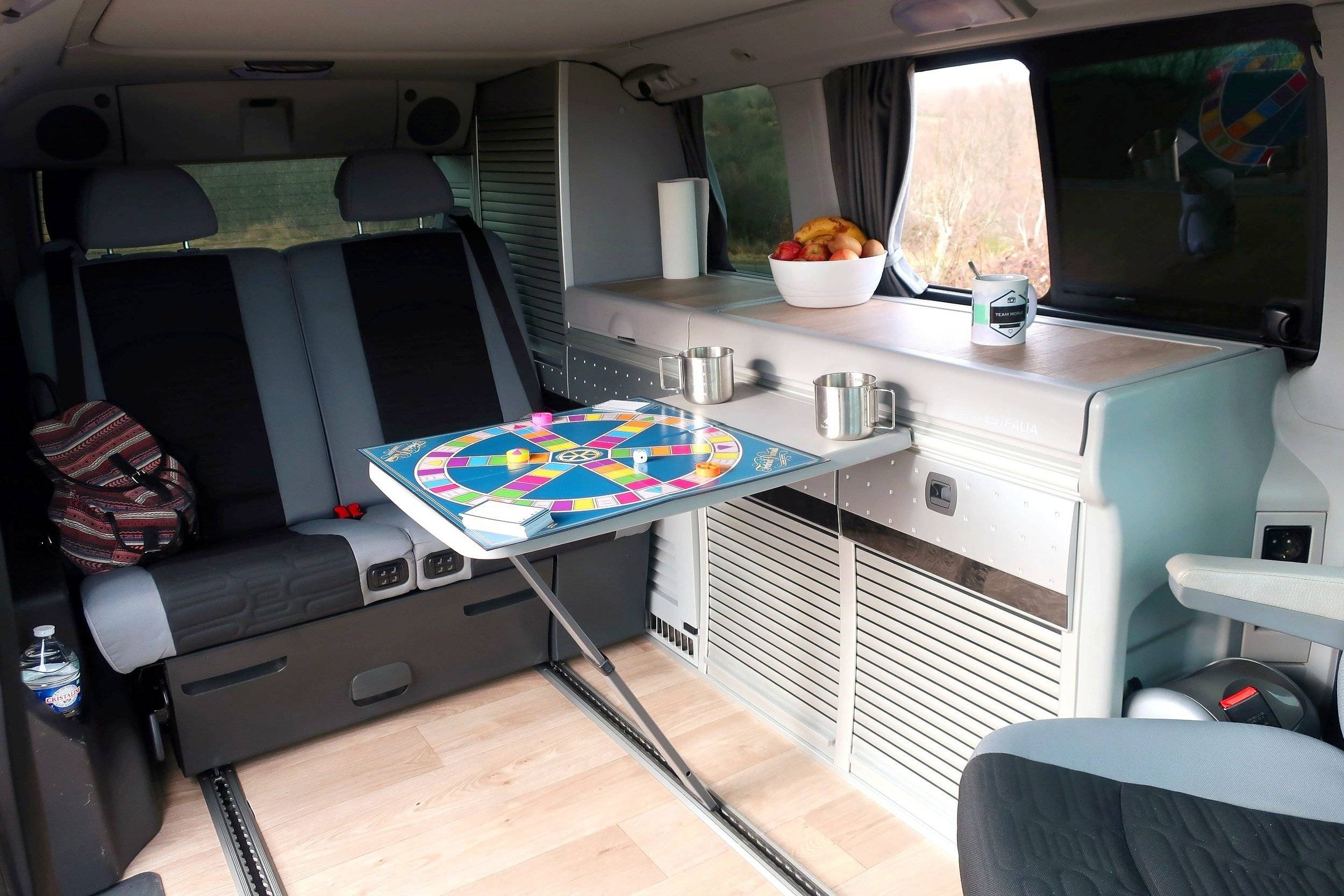 Dinette Mercedes 2,2 l CDI 160 ch. - Yescapa