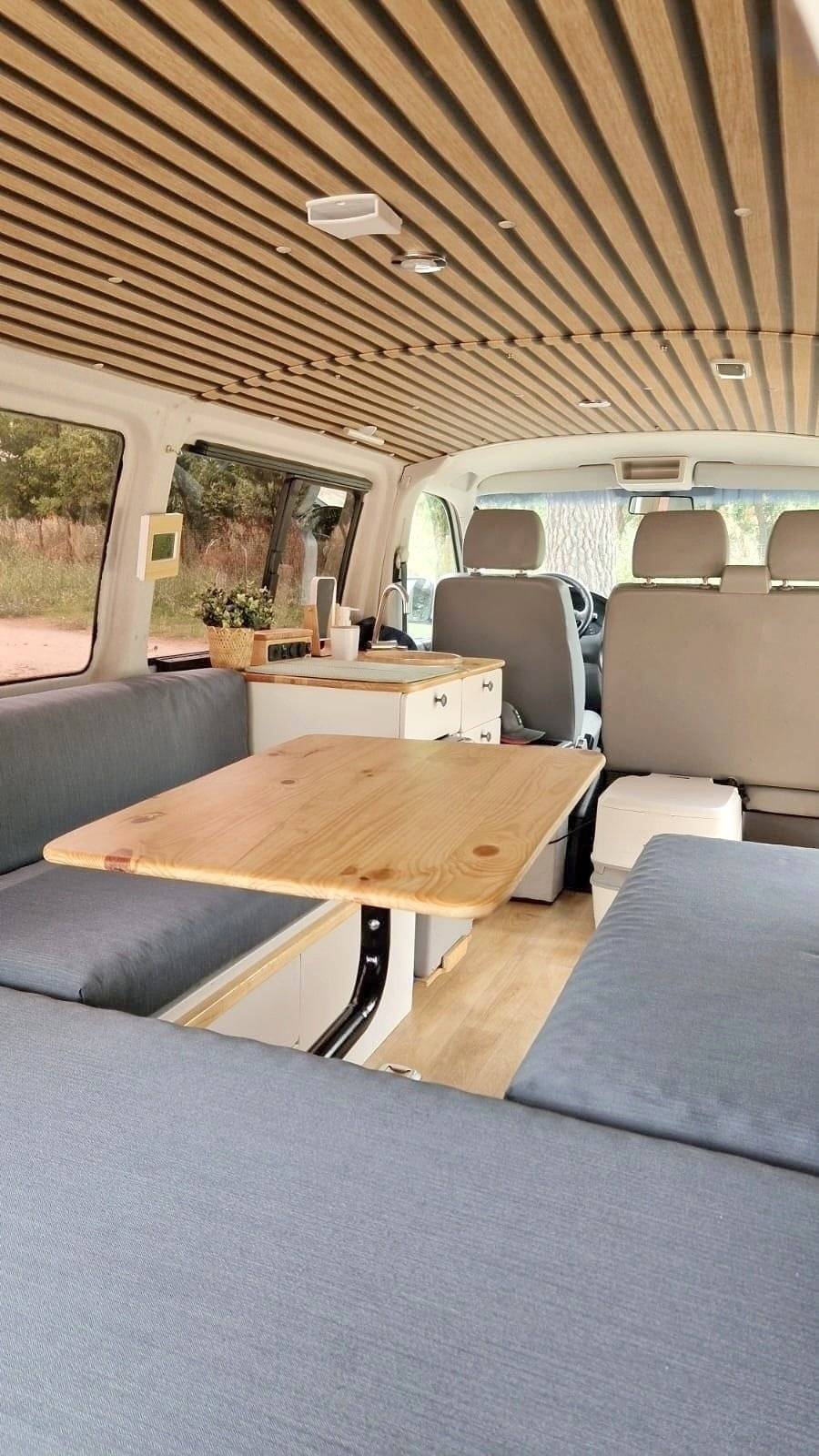 Eethoek Volkswagen Transporter - Yescapa