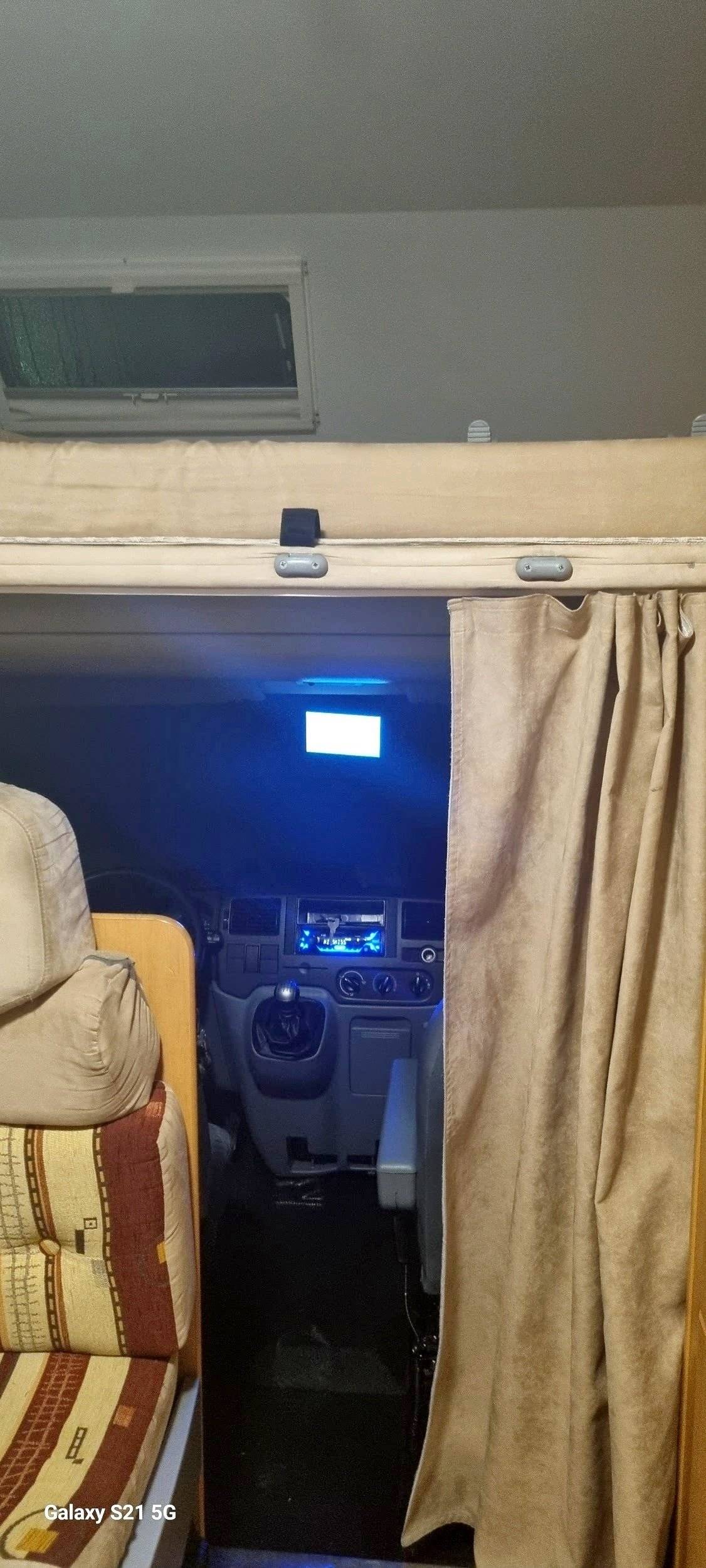 Essecke Ford FORD WERKE GMBH - Yescapa