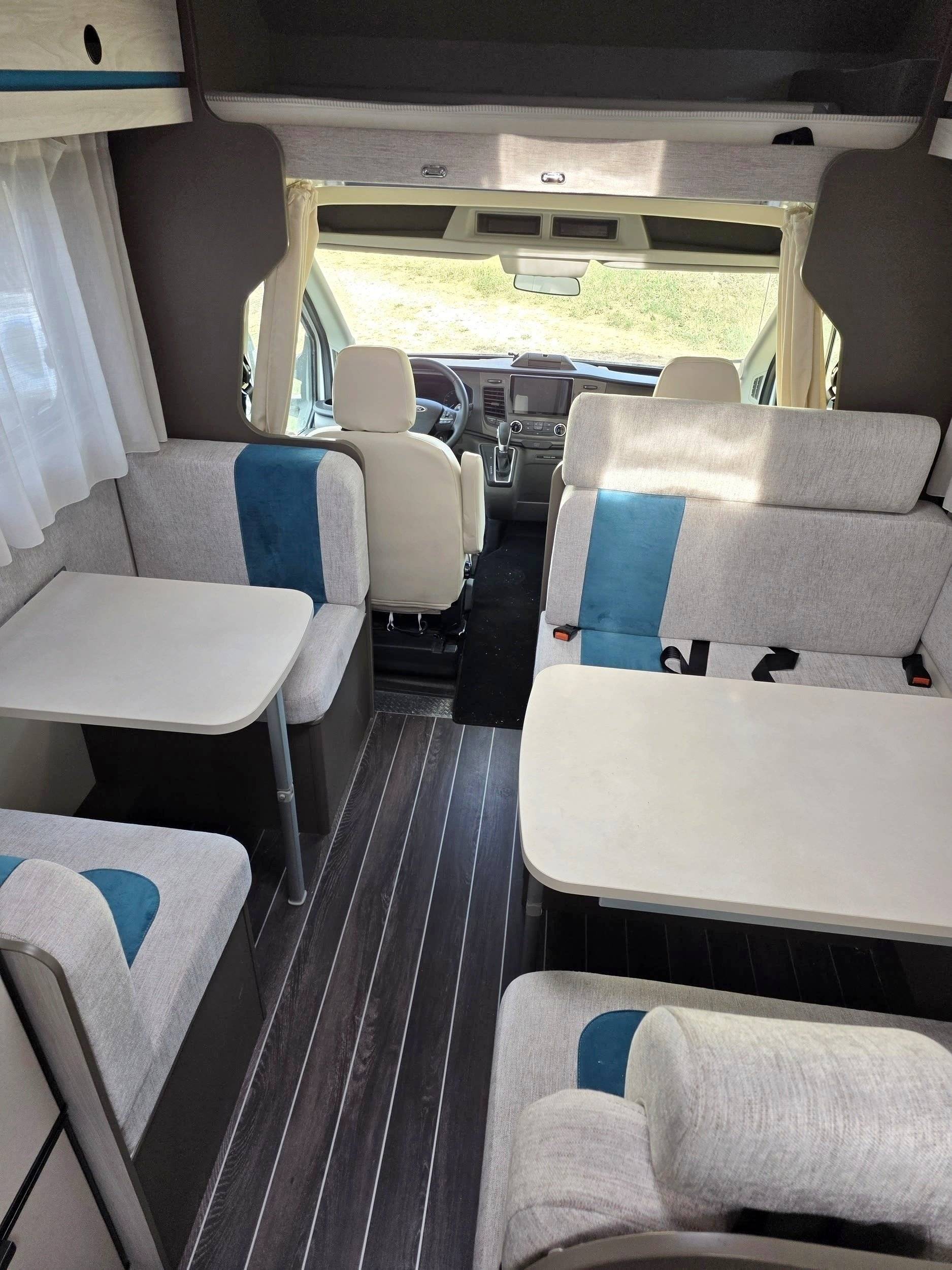 Eethoek Ford Transit 155 ch - Yescapa