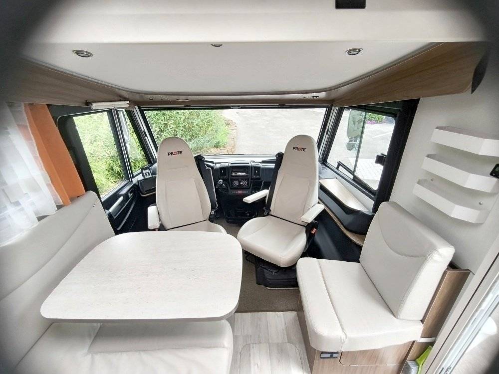 Pilote pilote G700 sensation