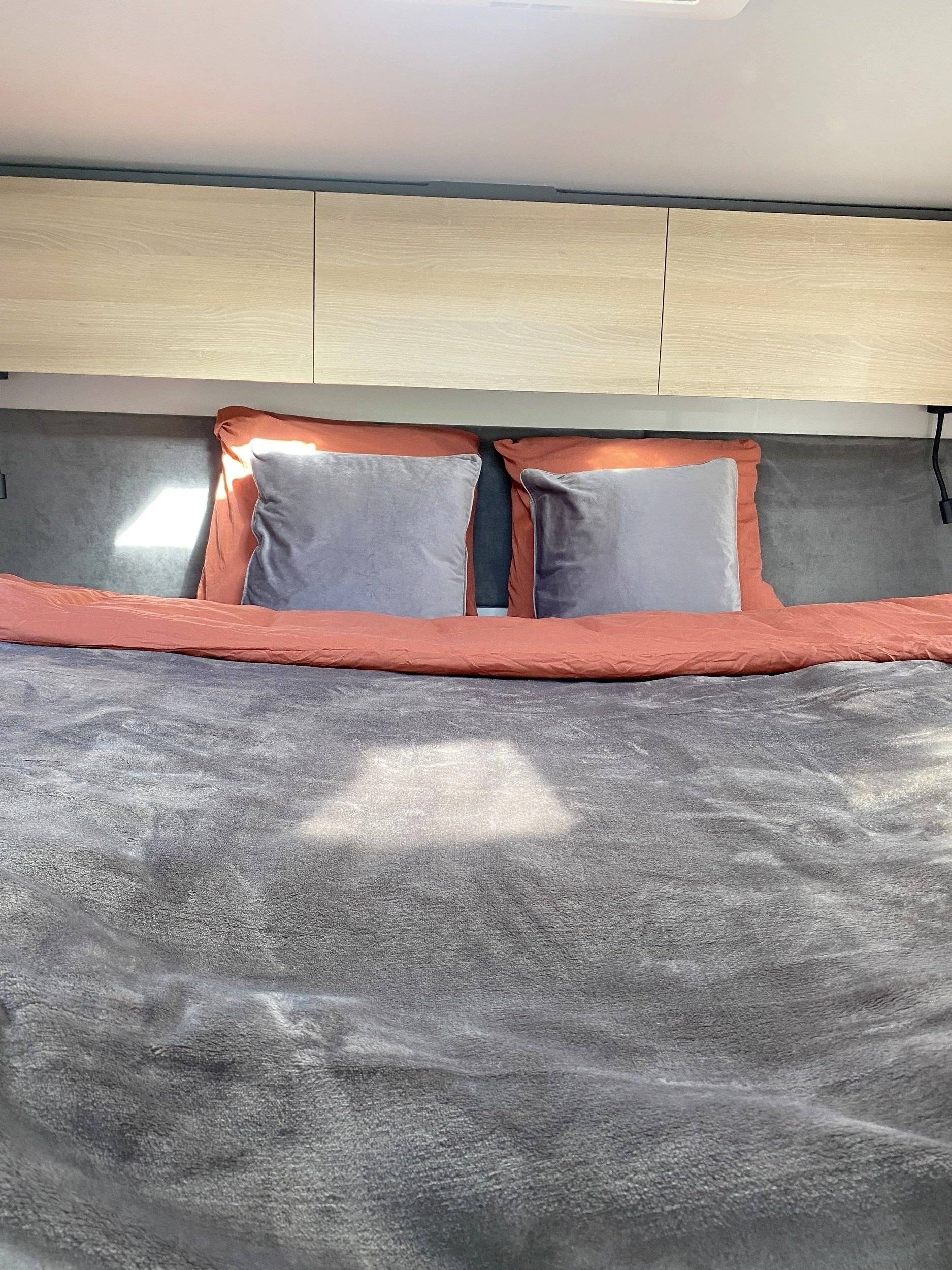 Plazas en cama Peugeot Boxer - Yescapa