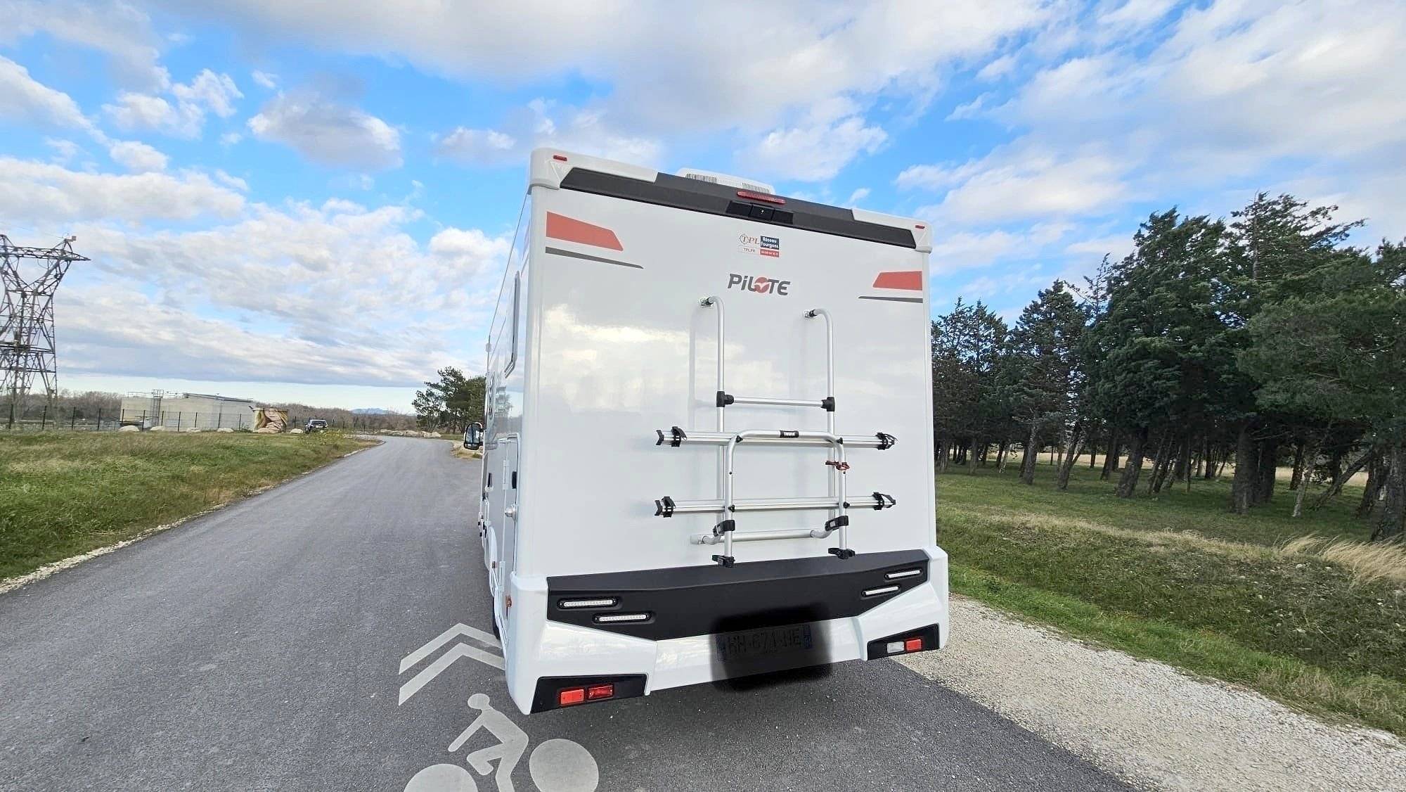 Pilote Pilote Pacific P6