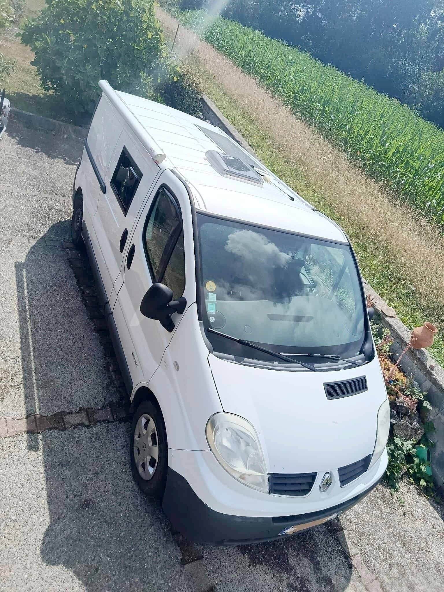 Le Van Occitan Renault trafic 2.0 DCI