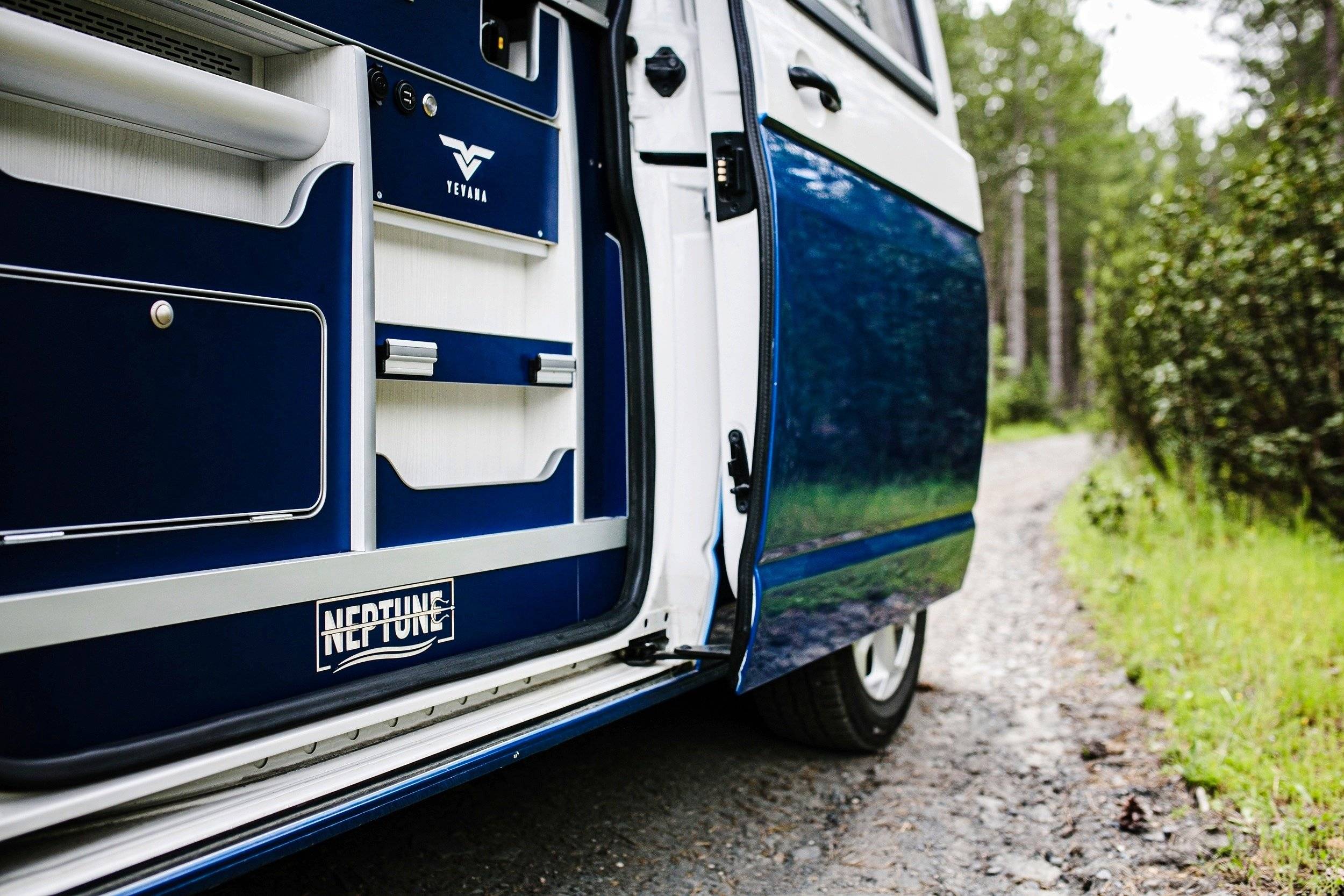 VW T5 Neptune by Yevana 