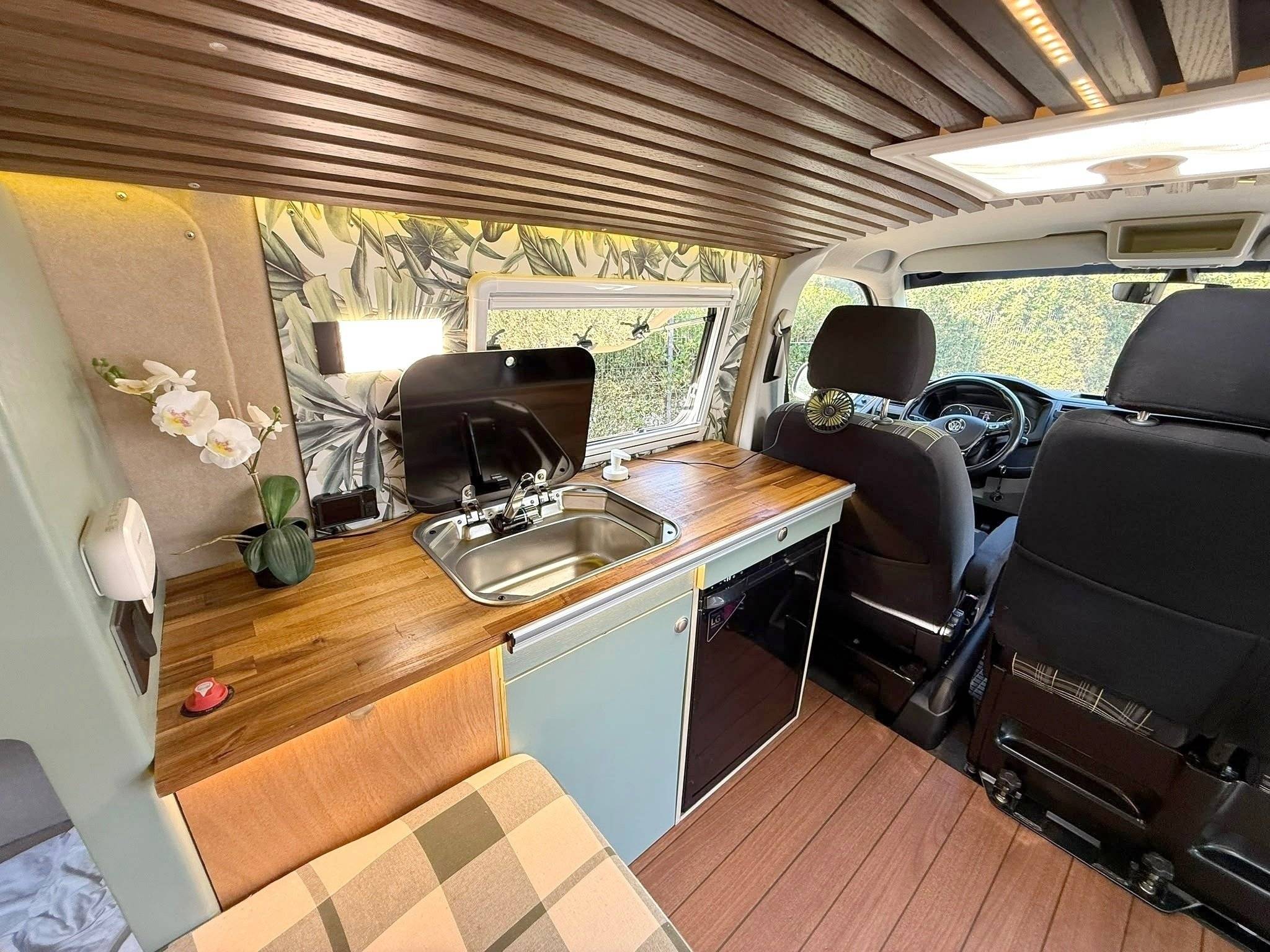 VW T6 Camper Home made