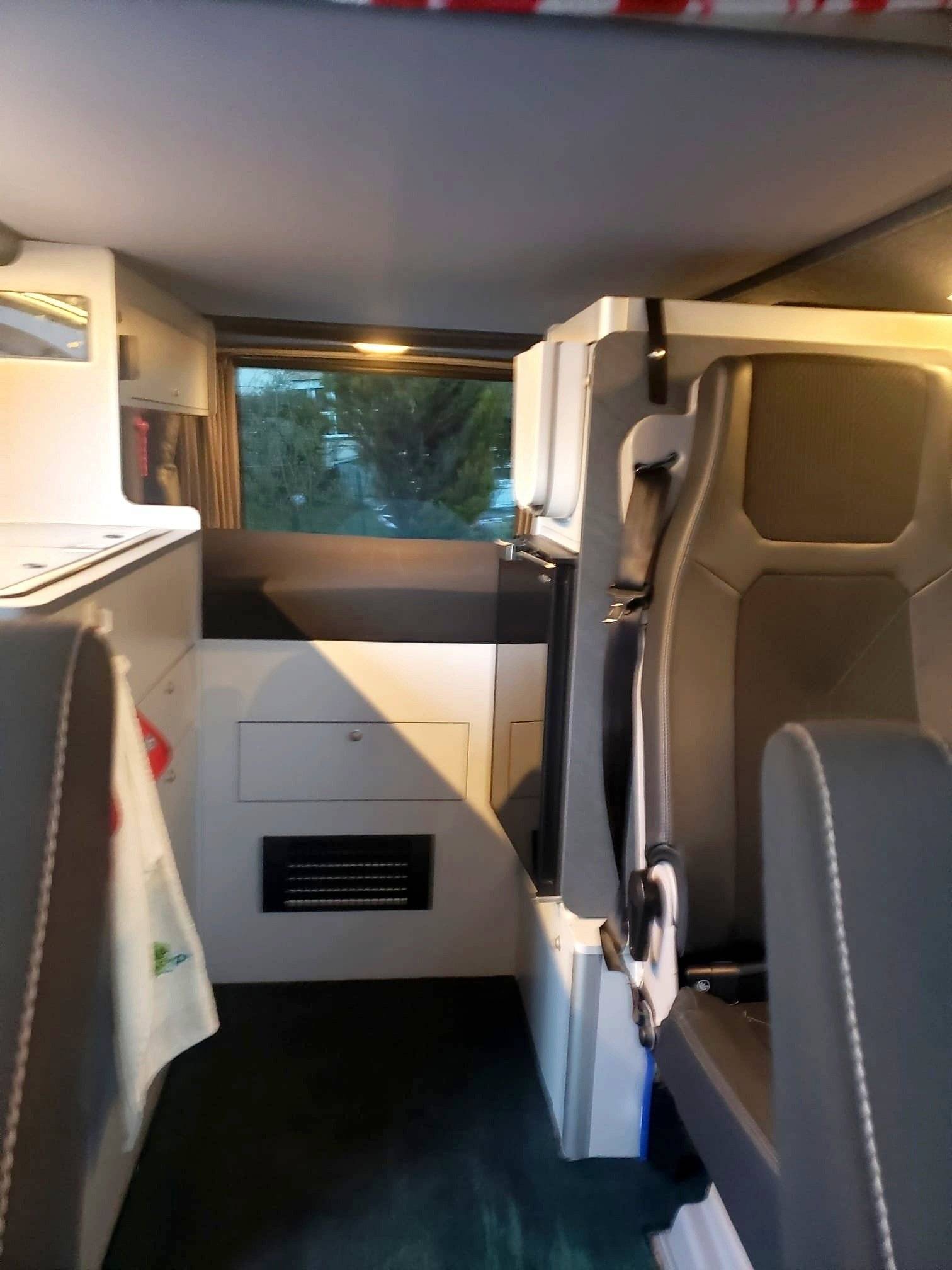 Dinette Renault - Yescapa