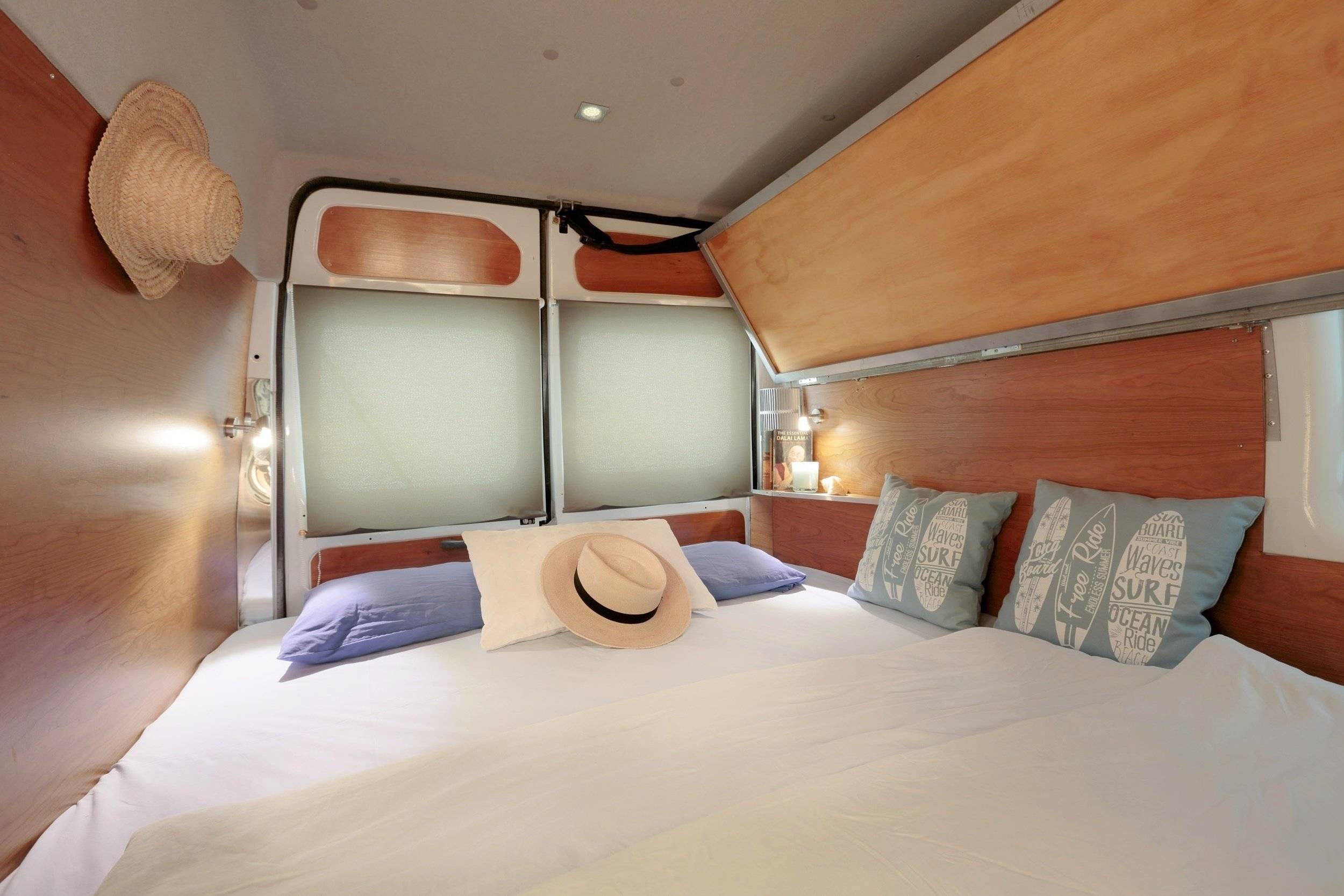 FORD TRANSIT CAMPERIZADO CUSTOM 2019