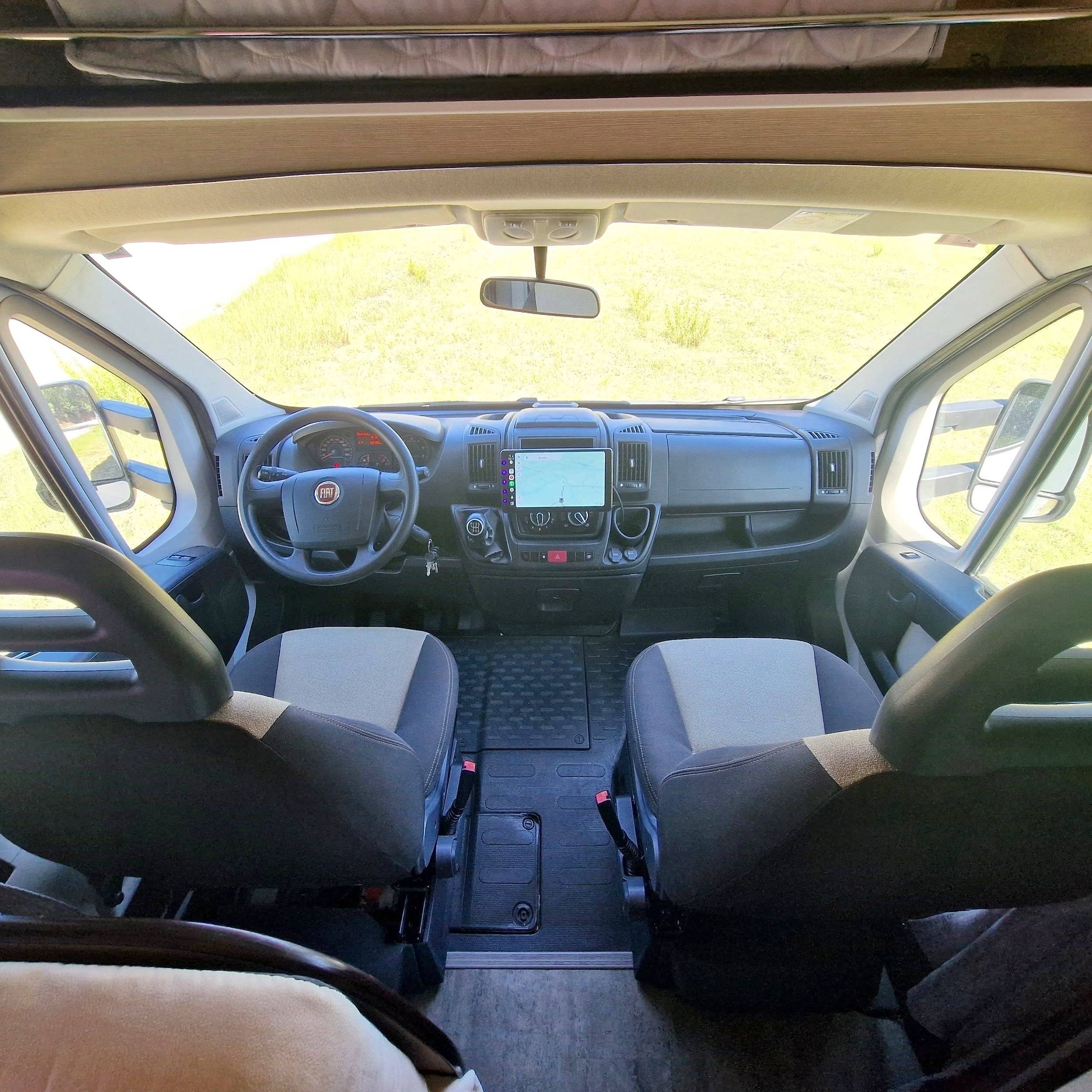 AcrossCar Aero 660LD