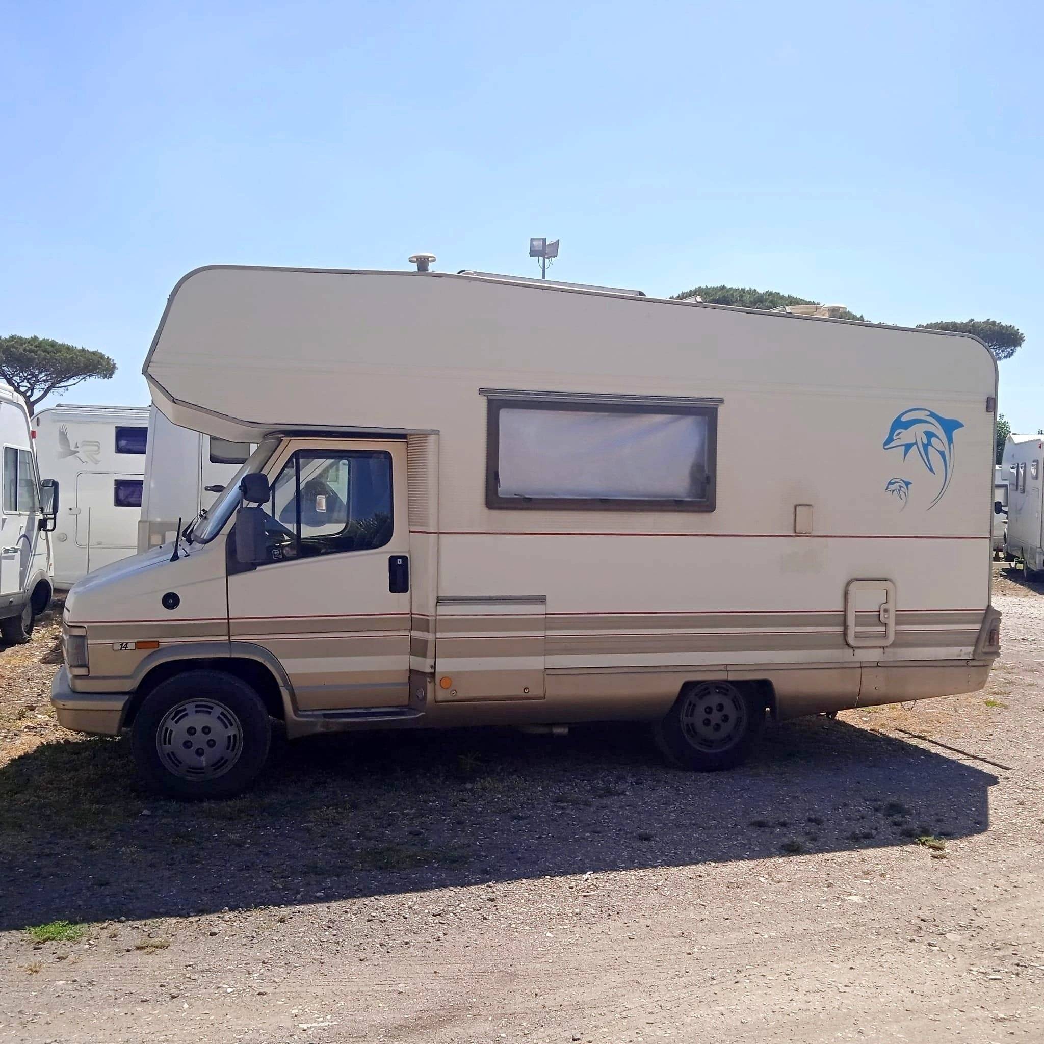 Voorkant 3/4  - Yescapa