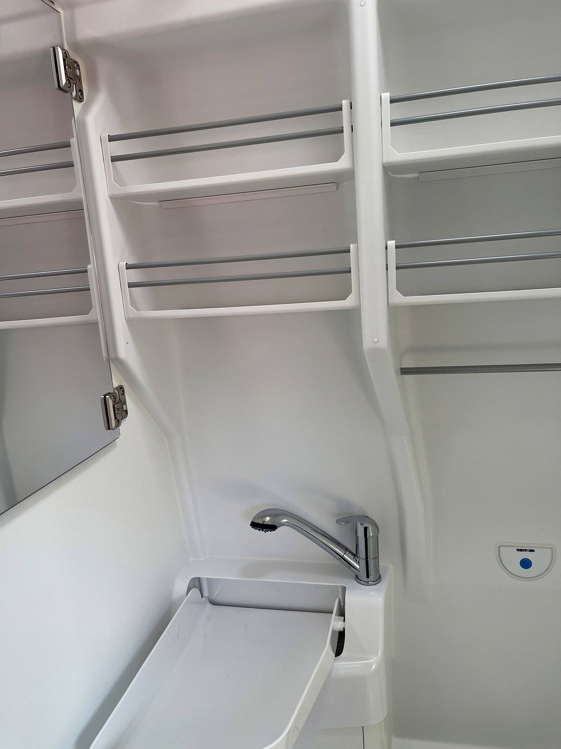 Grand California 600 Grand California 600