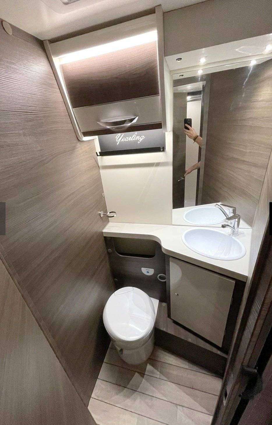 Mclouis Mclouis Yearling 83