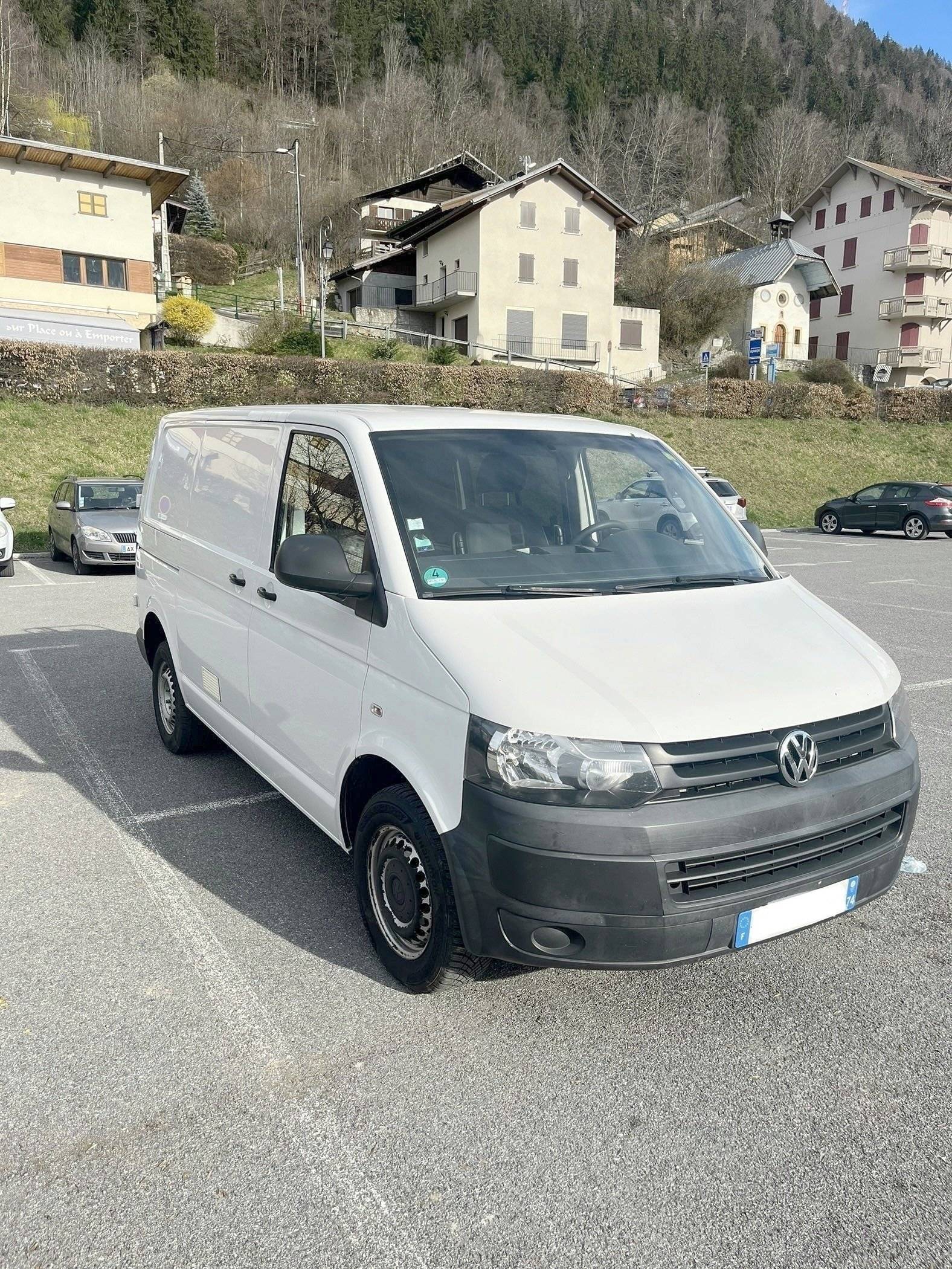 Volkswagen T5 2,0 l 140 ch