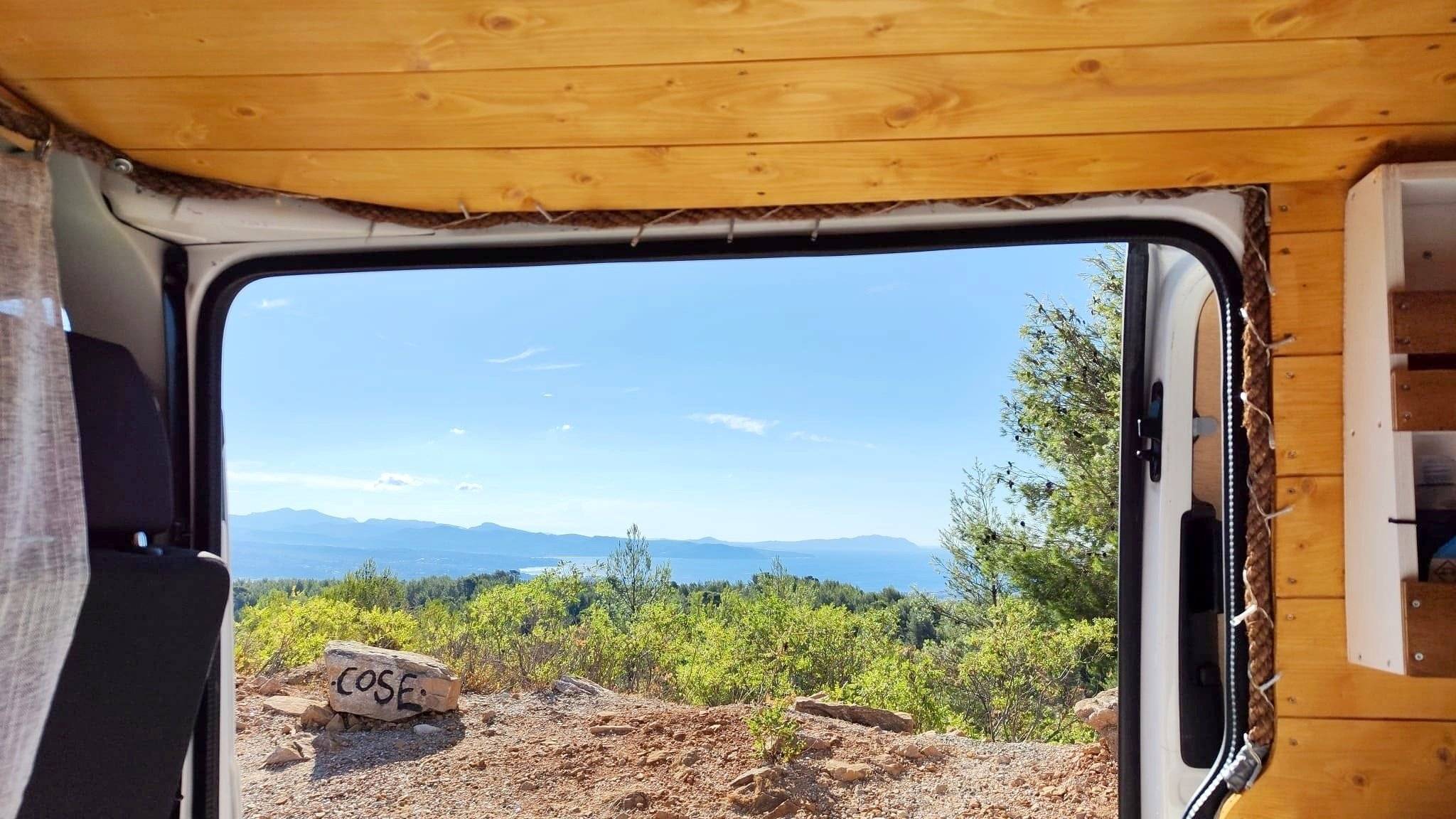 mobilier nomad 2,0 l 140 ch