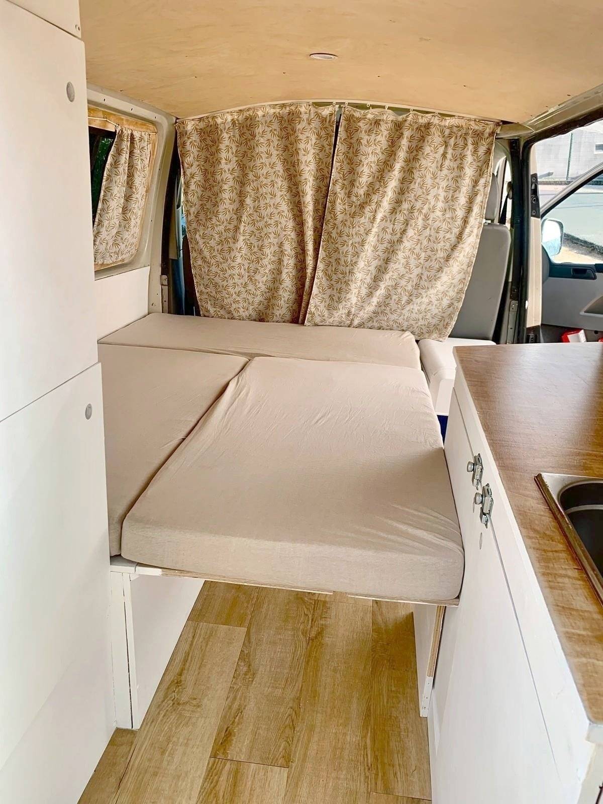 Berth Volkswagen Volkswagen Transporter - Yescapa