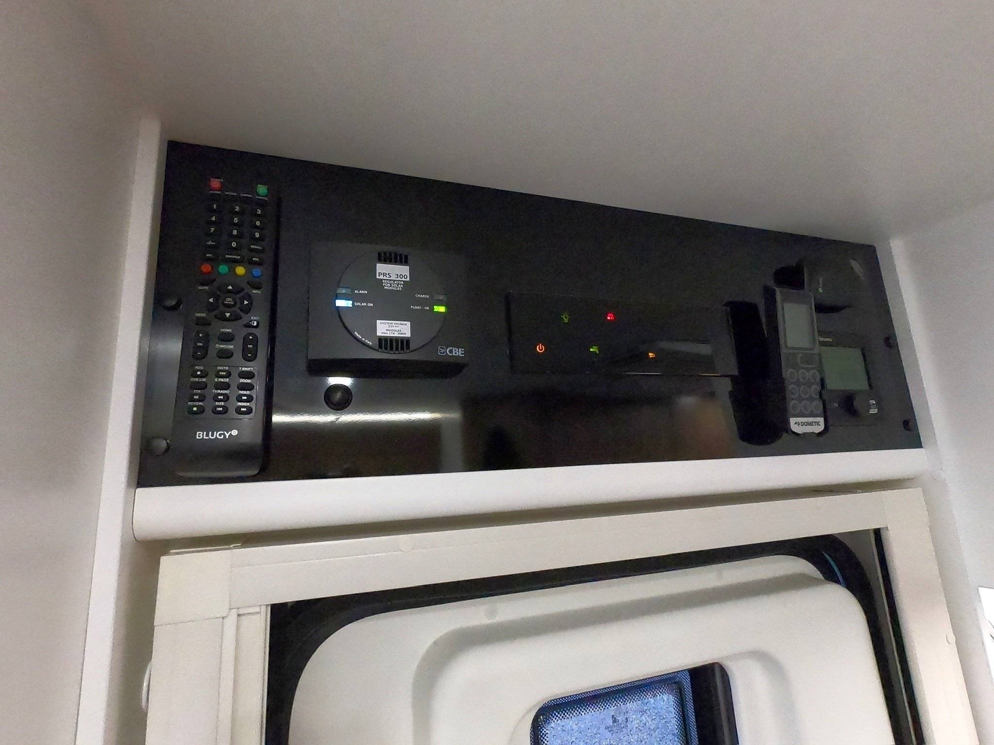 Adria ADRIA CORAL AXESS XL 670 DK