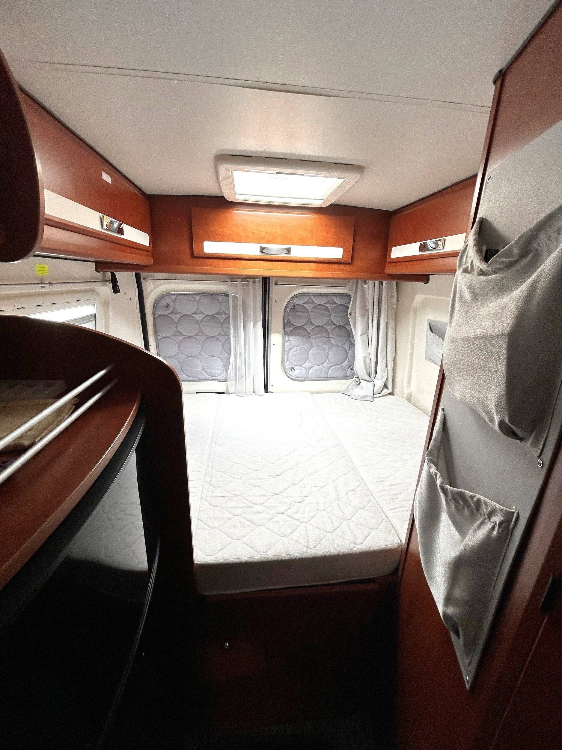 Font Vendôme font vendôme leader camp