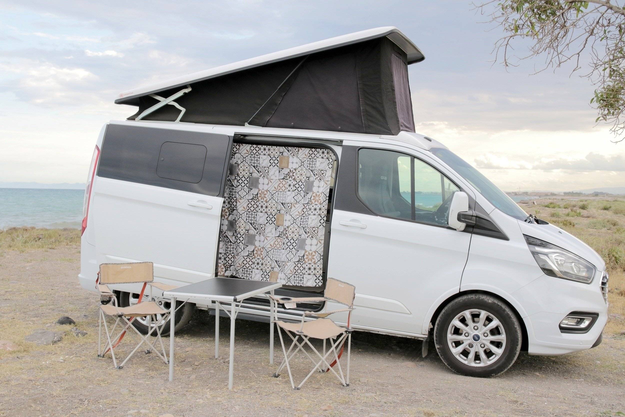 CAMPER ford custom
