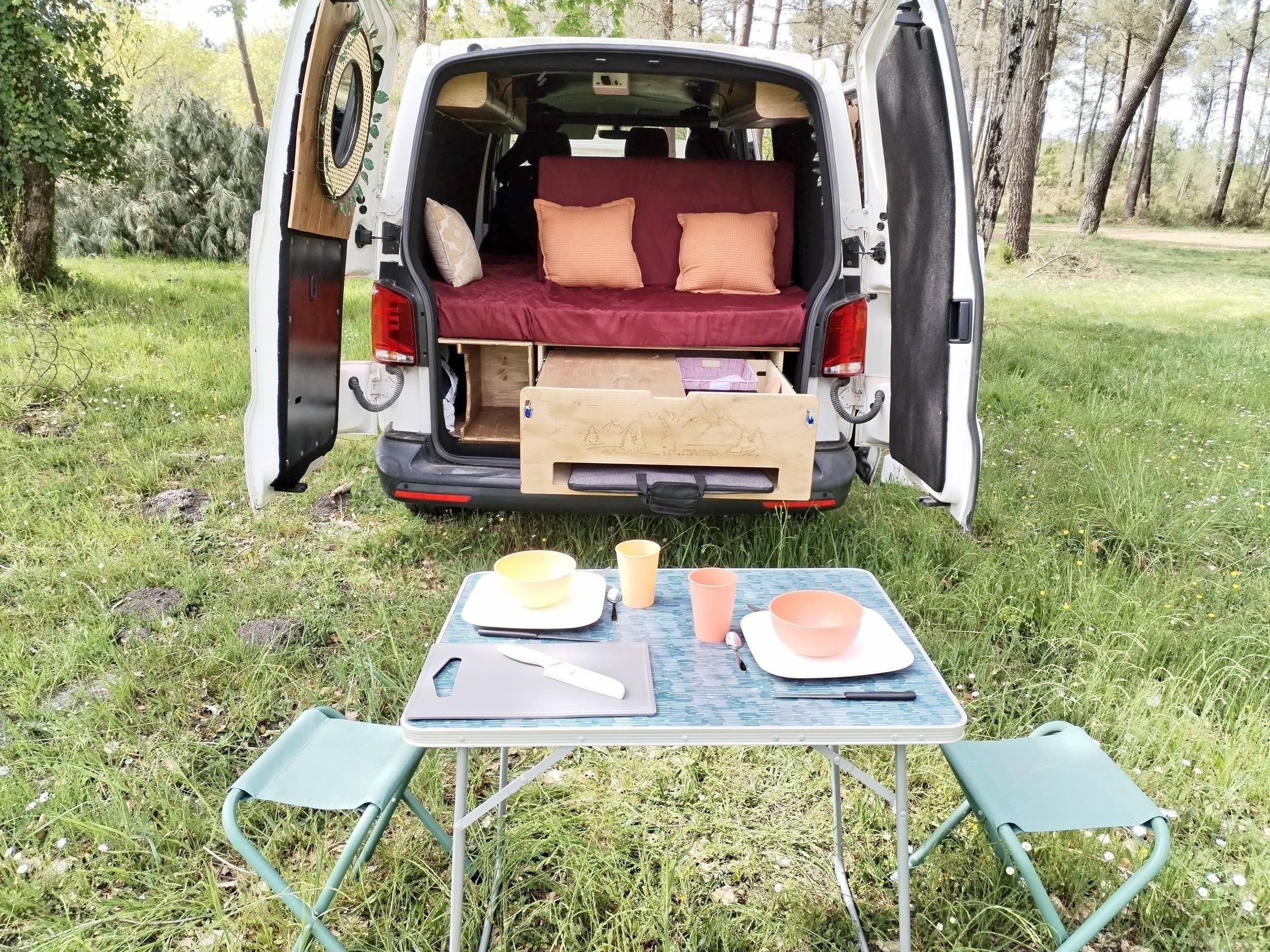 Comedor Volkswagen Volkswagen Transporter T6.1 - Yescapa